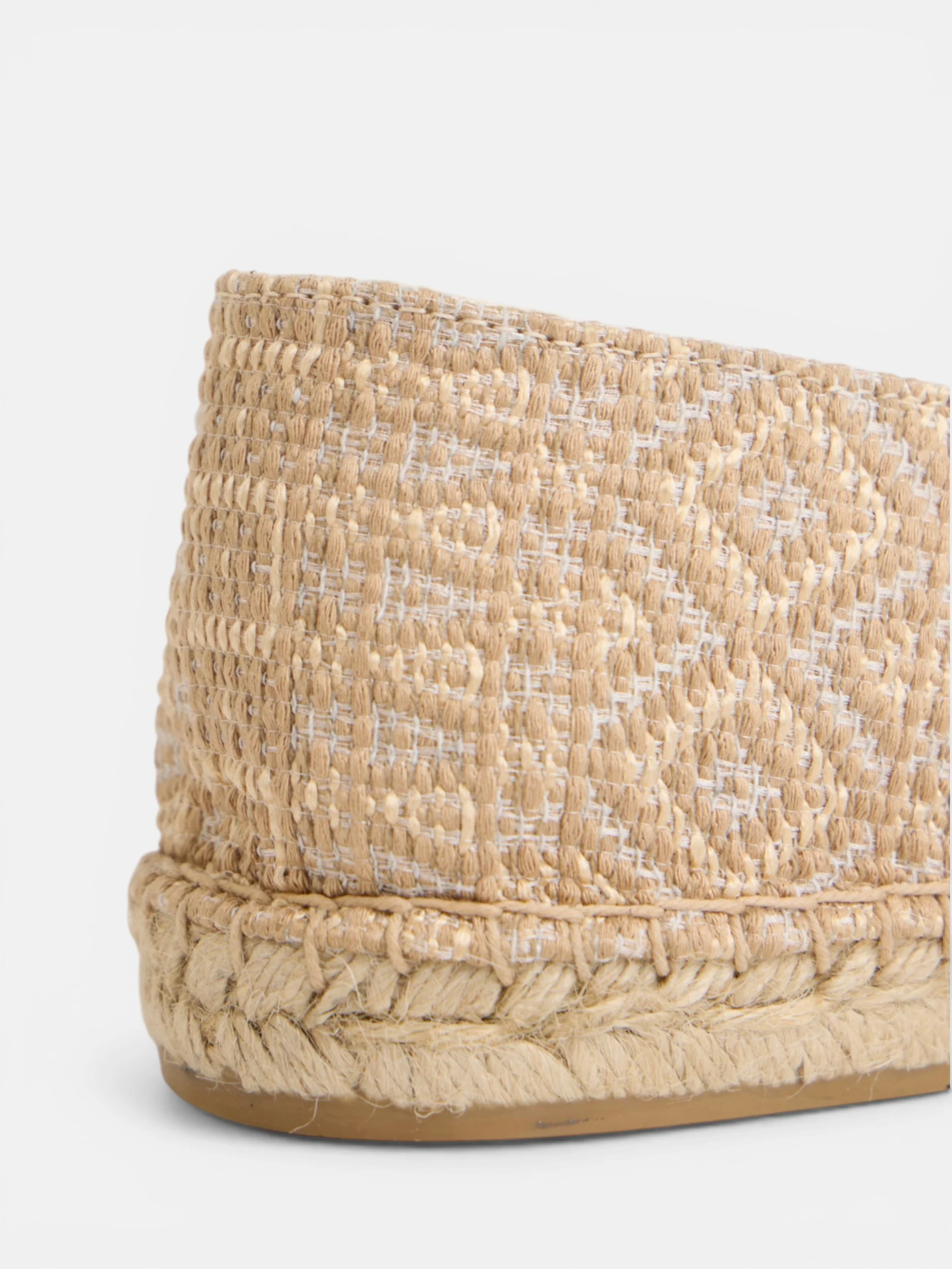 Alpargata etnica beige - Image 3