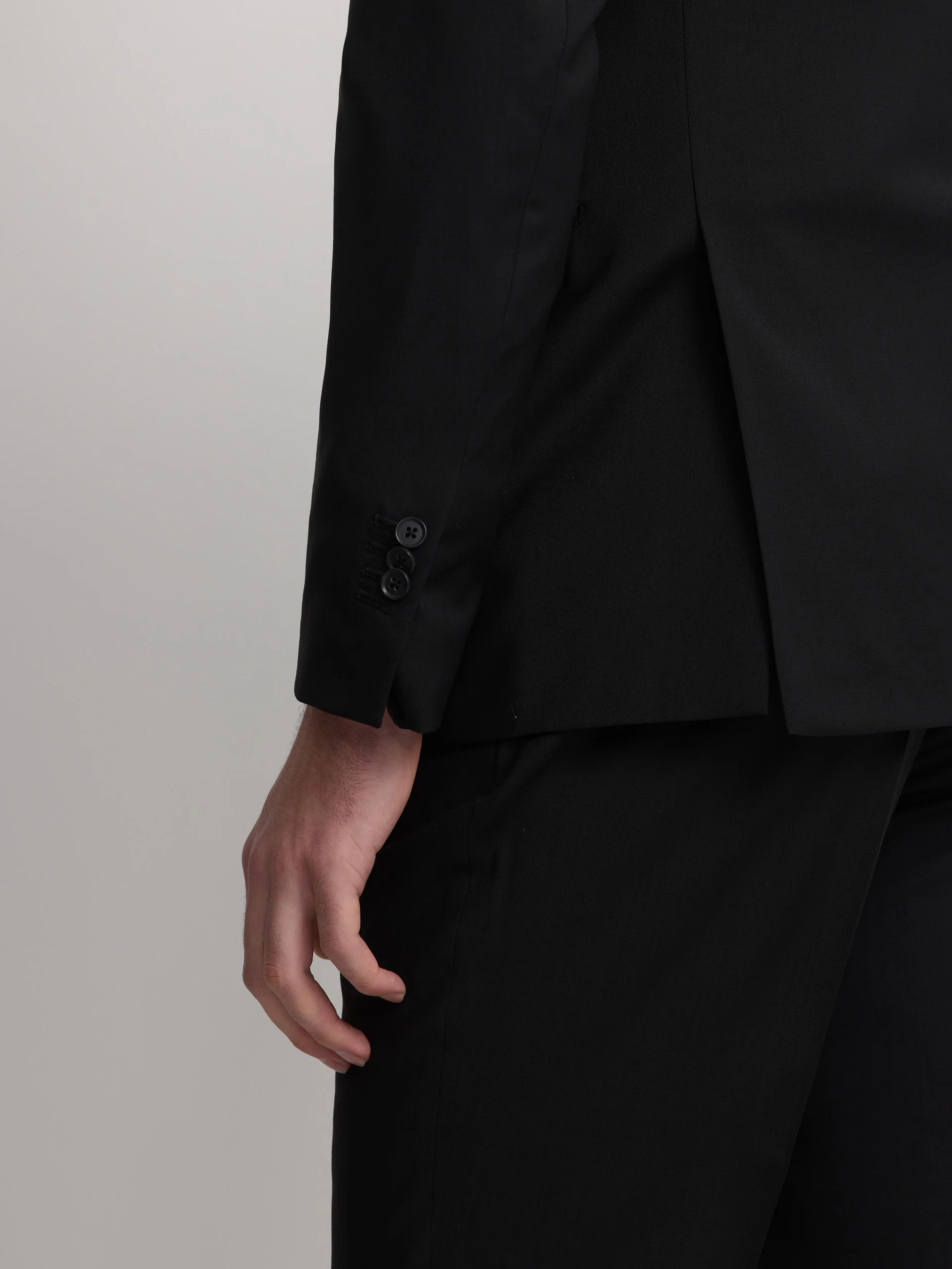 Americana traje clasico negro - Image 5