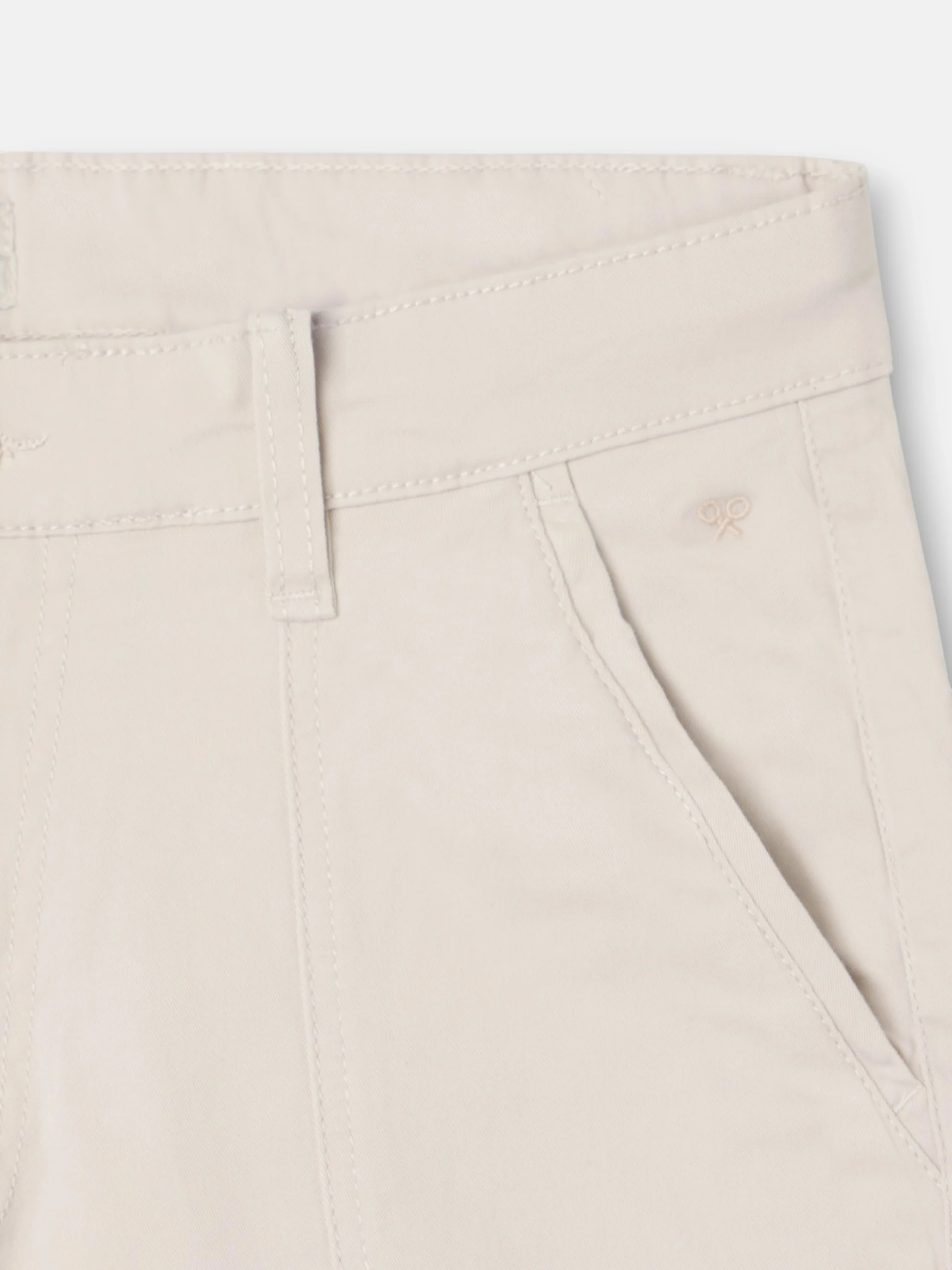 Bermuda linea beige - Image 2