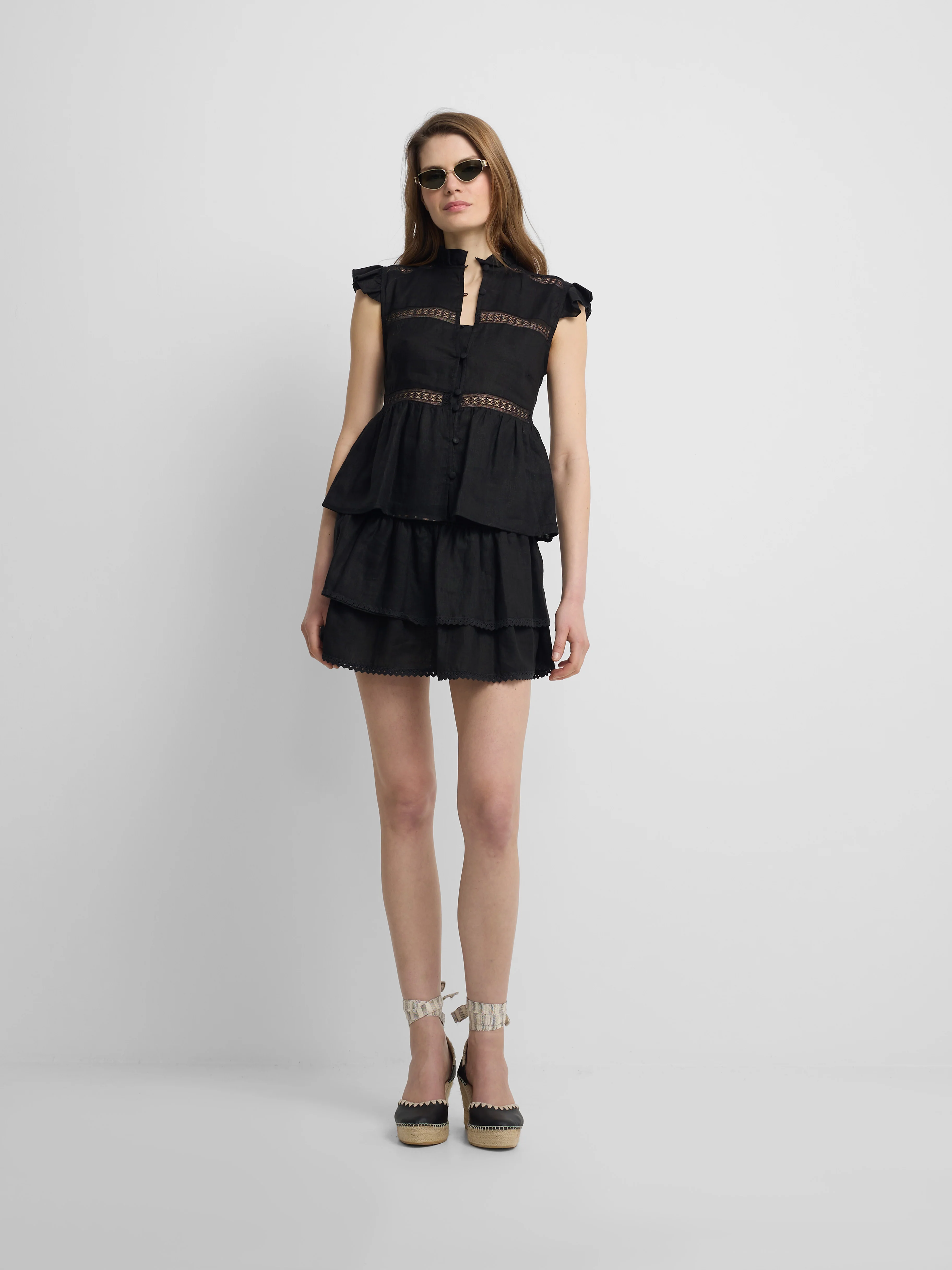 Blusa detalles bordados negra - Image 8