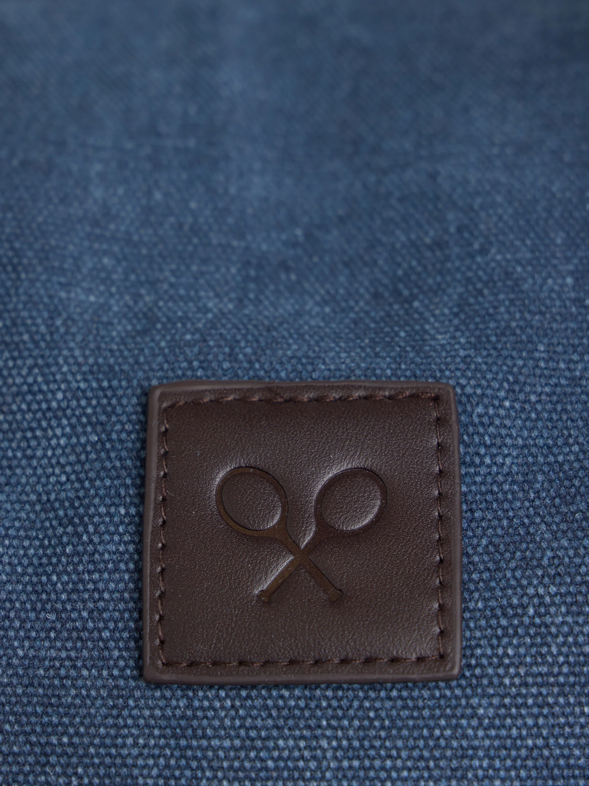 Bolsa de viaje detalle piel azul marino - Image 2