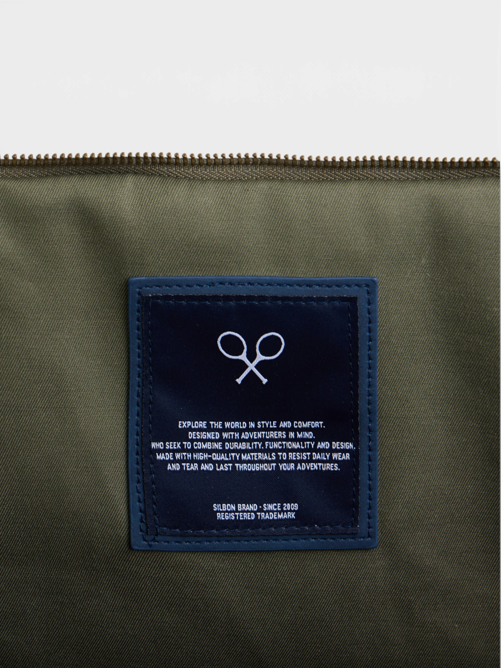 Bolsa de viaje detalle piel verde - Image 6