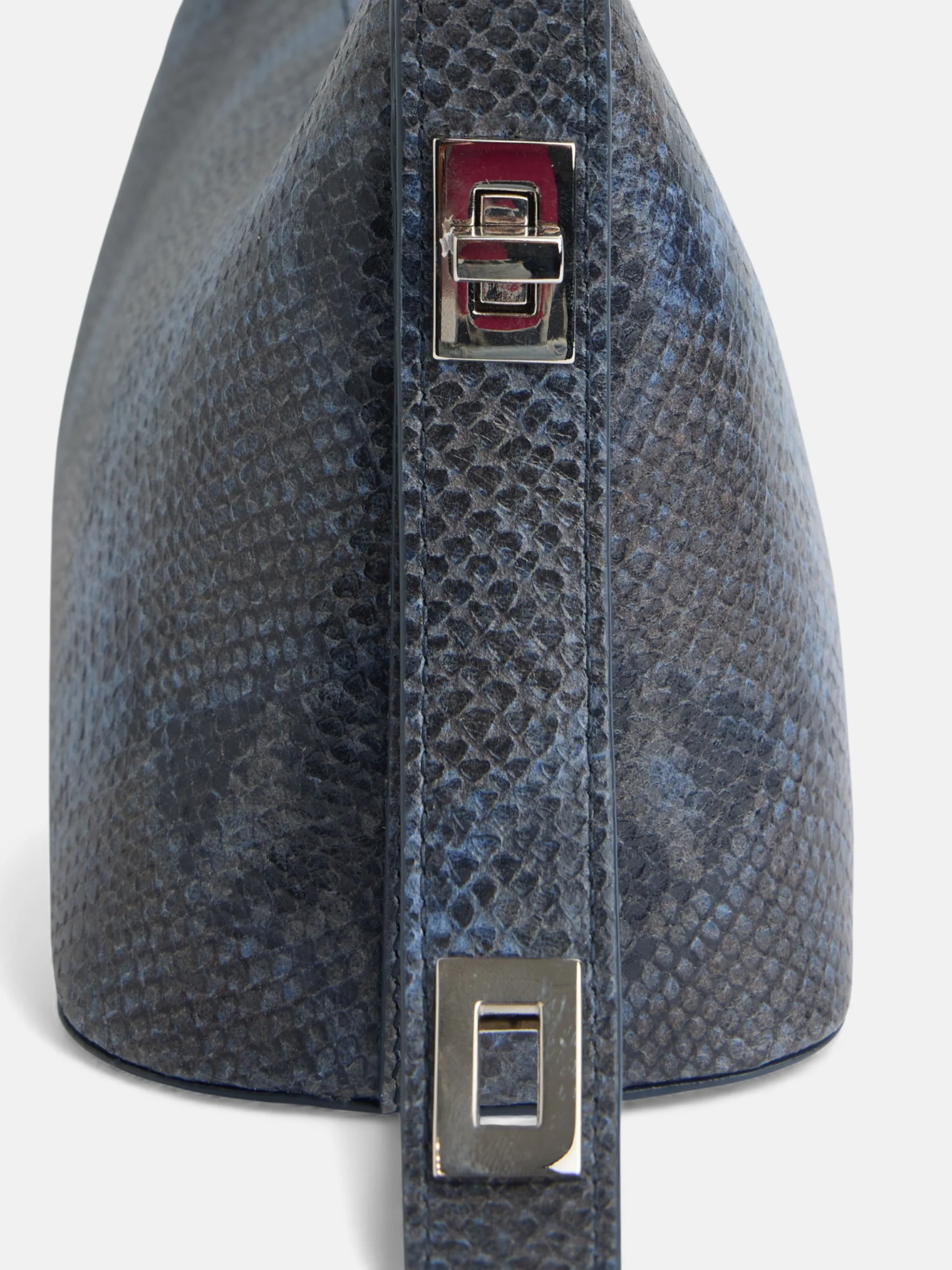Bolso pochette piel animal print azul - Image 4