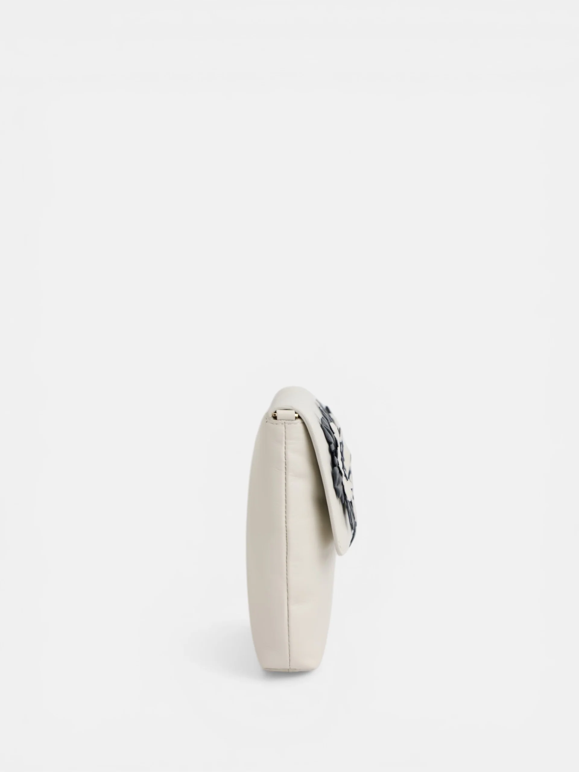 Bolso velada napa clutch crudo - Image 7