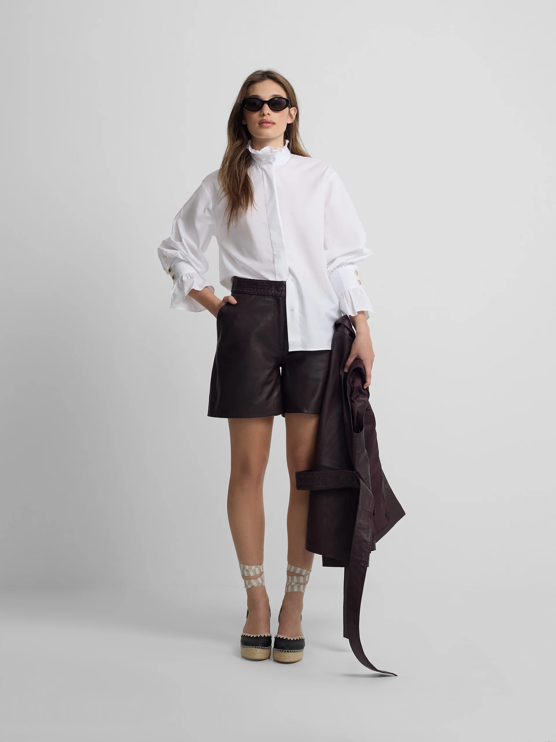 Camisa detalle puño blanca - Image 4