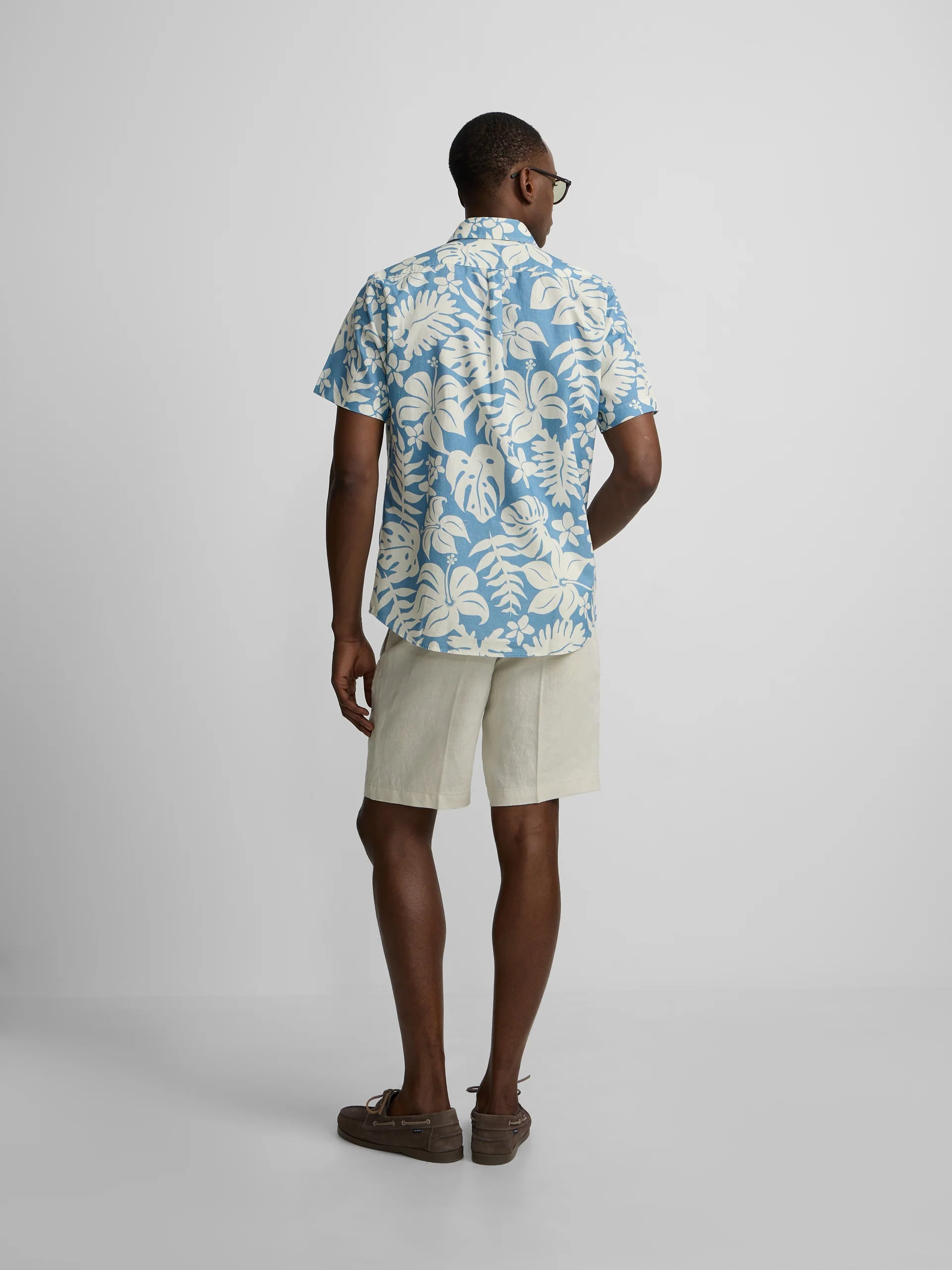 Camisa manga corta lino estampado azul - Image 9