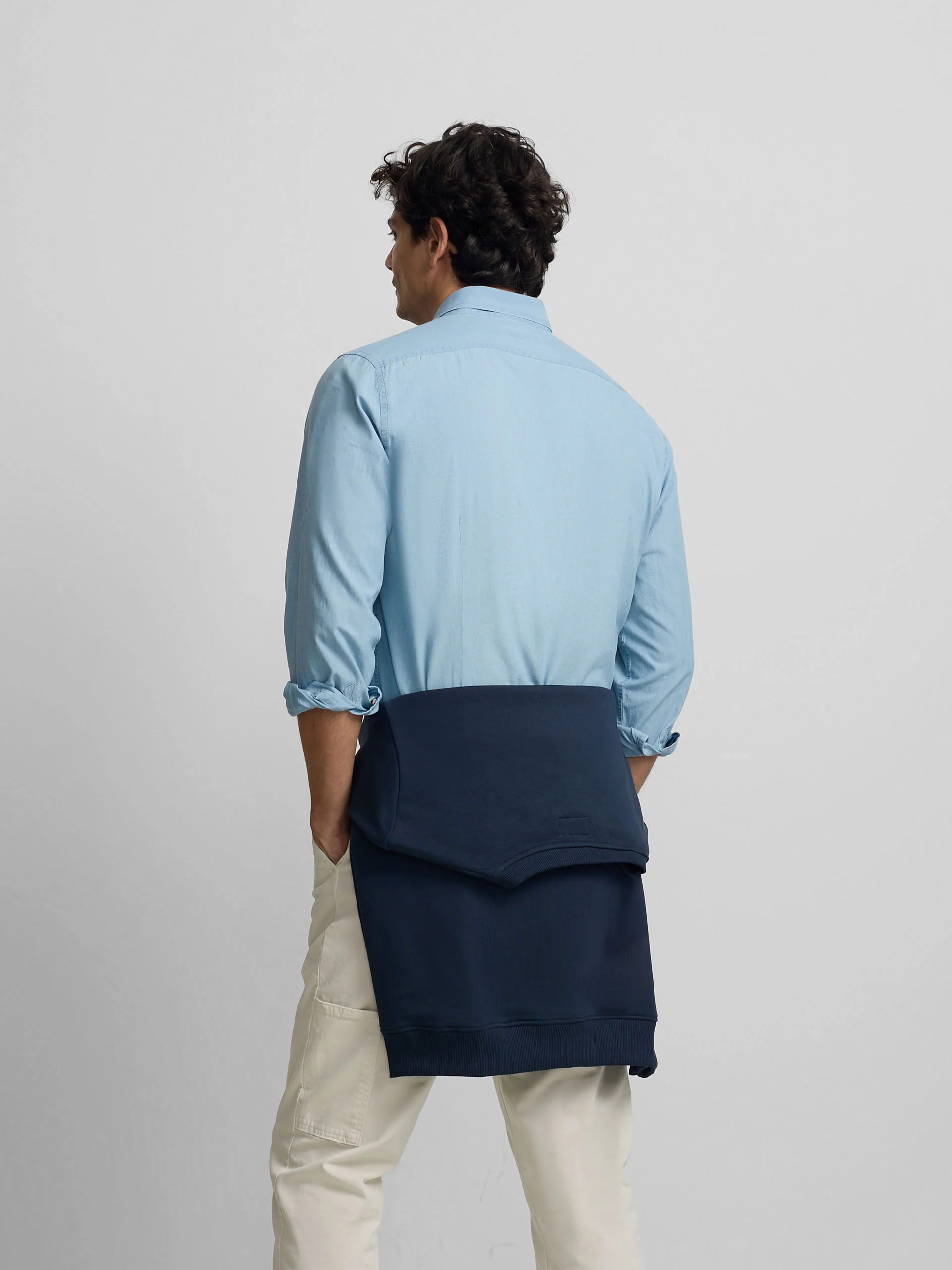 Camisa sport denim azul claro - Image 8