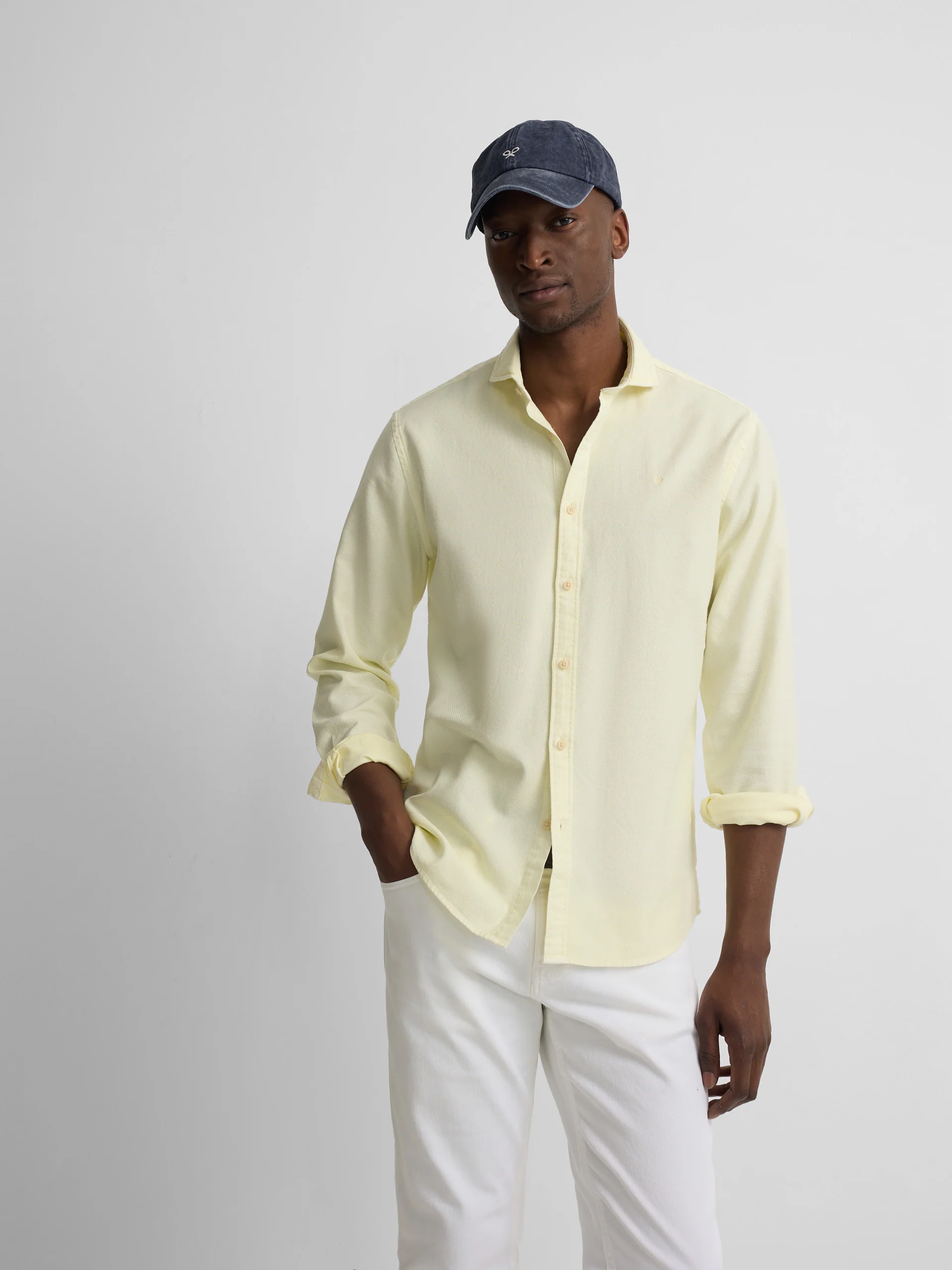 Camisa sport estructura logo amarillo - Image 4