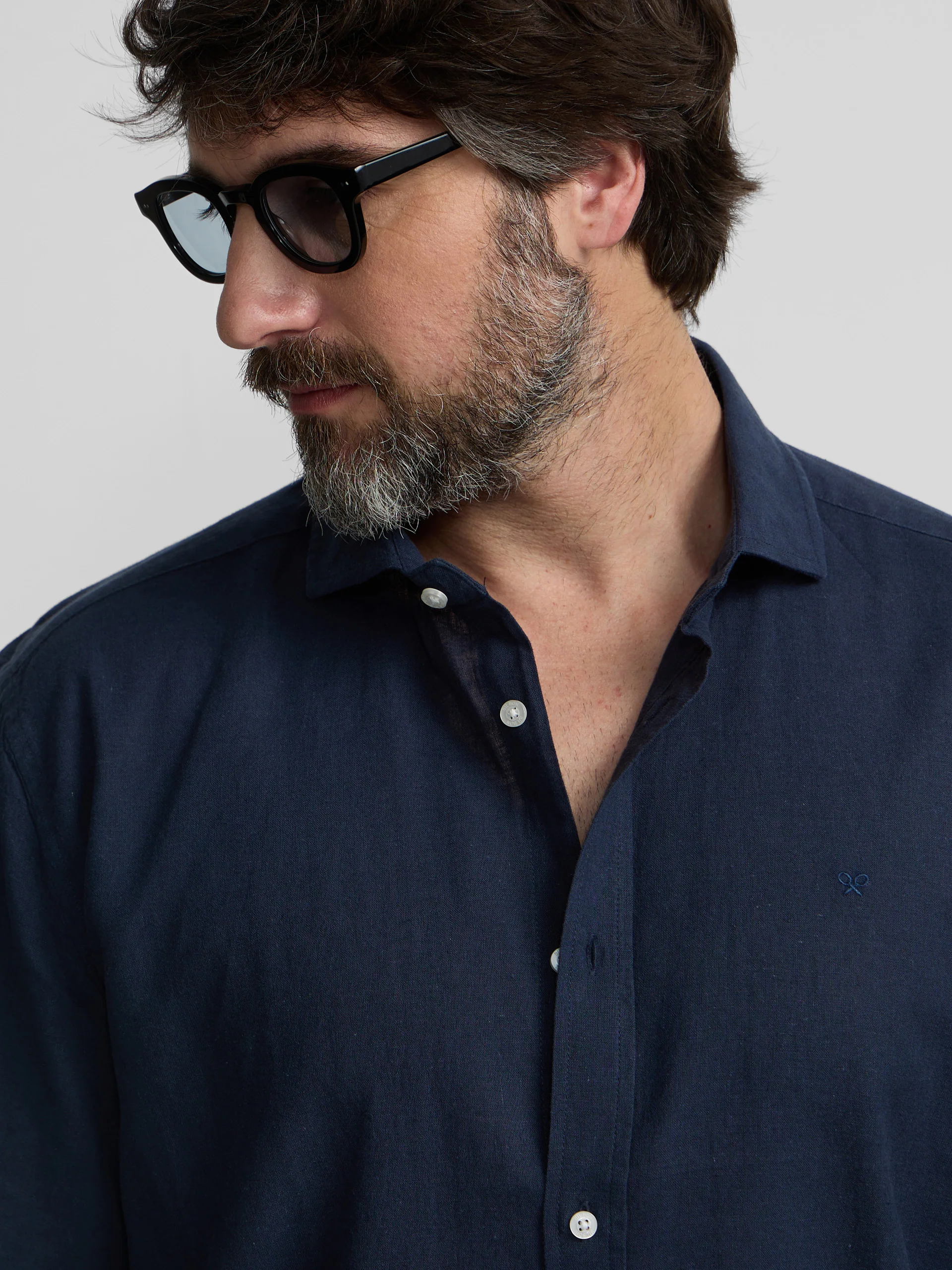 Camisa sport lino azul marino - Image 13