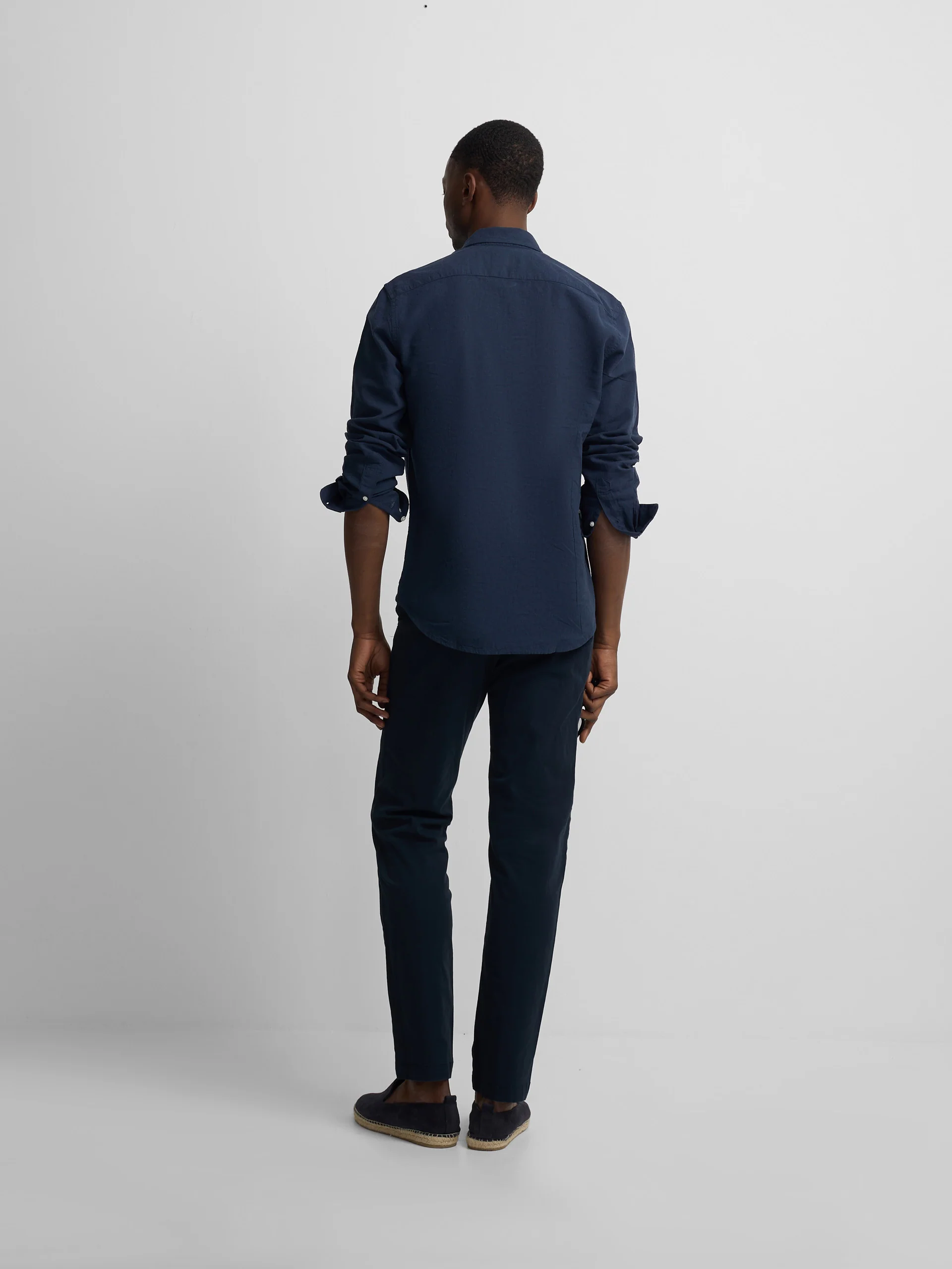 Camisa sport lino azul marino - Image 9