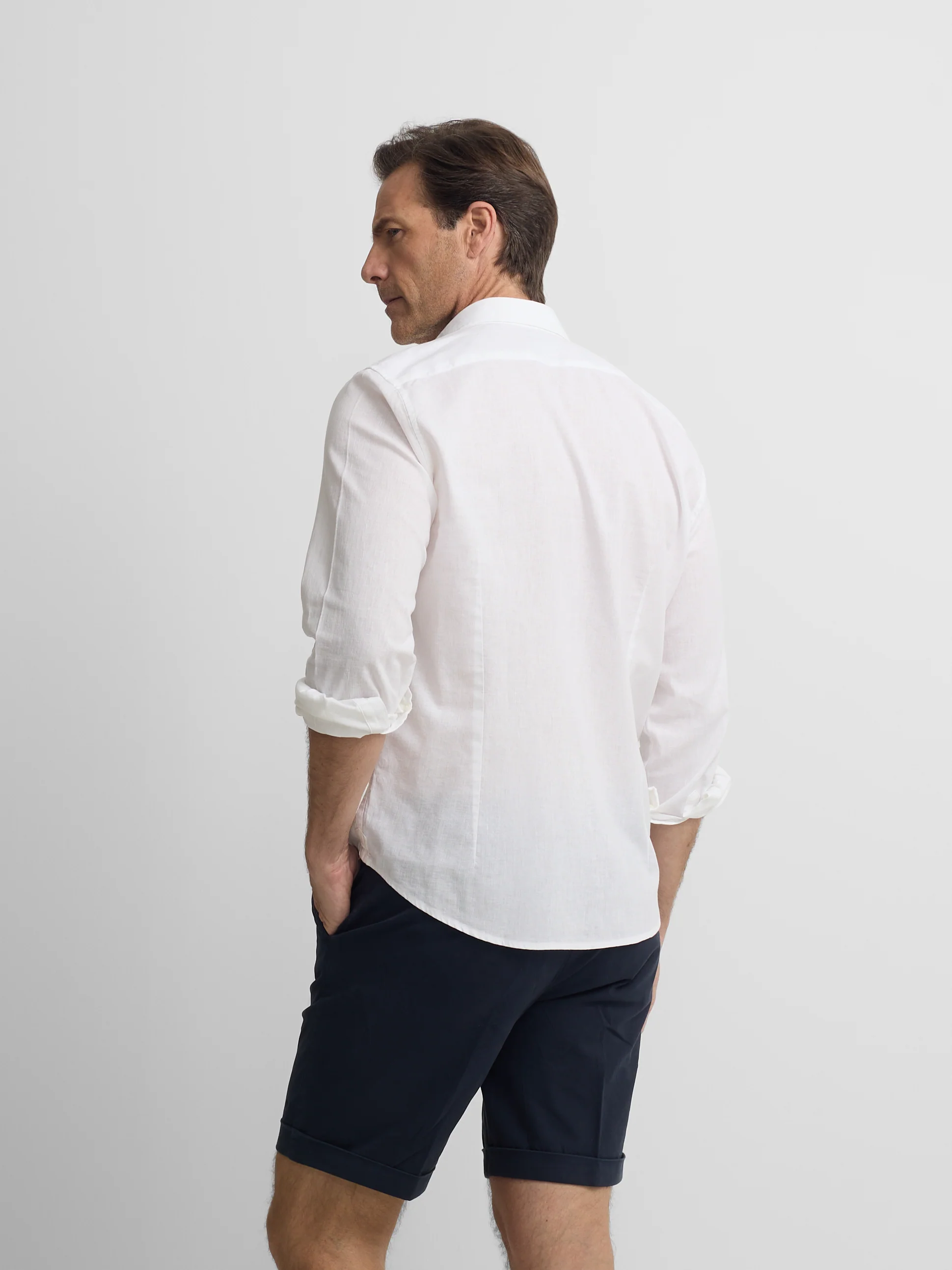 Camisa sport lino blanca - Image 6