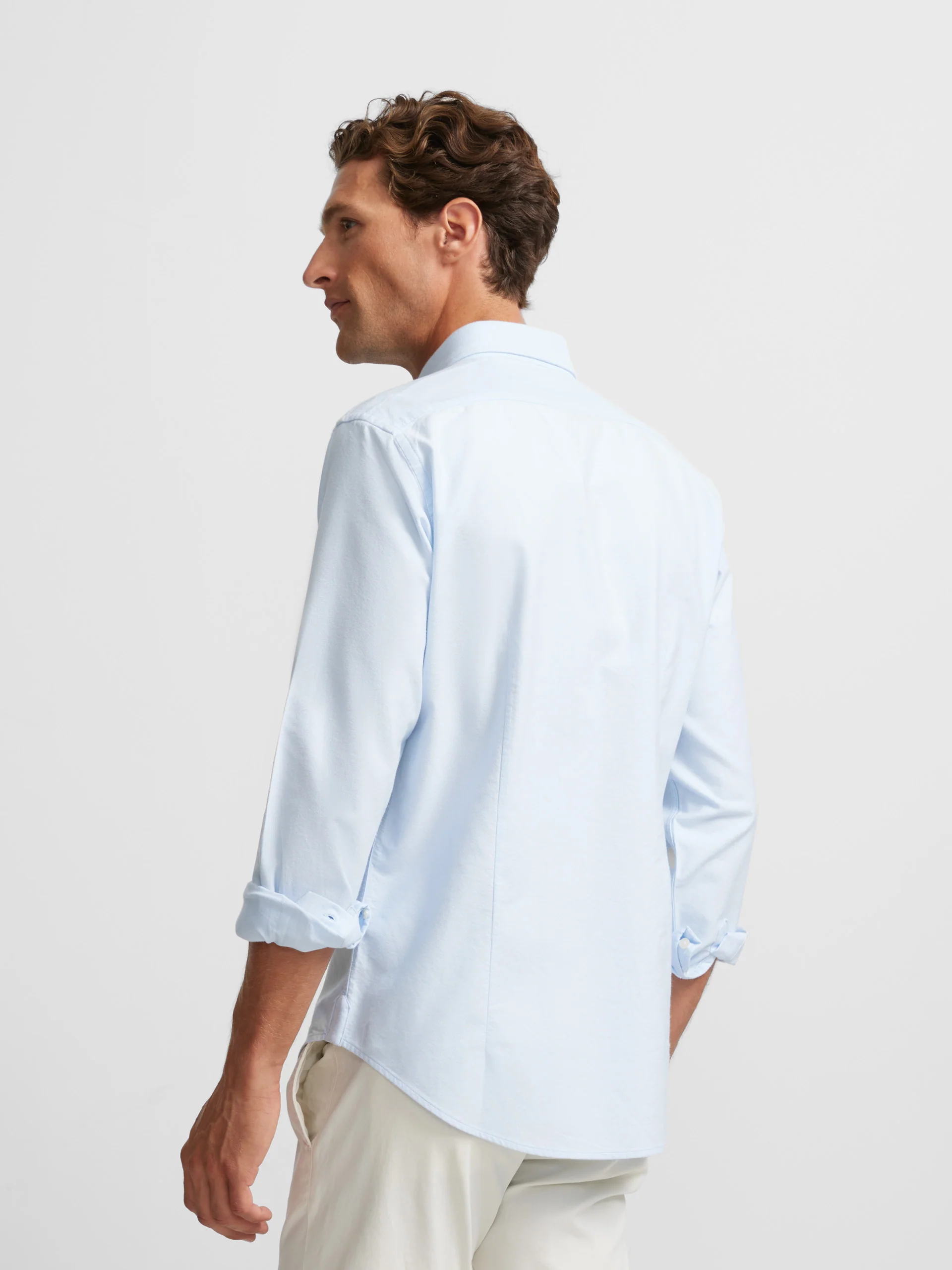Camisa sport oxford cutaway celeste - Image 4