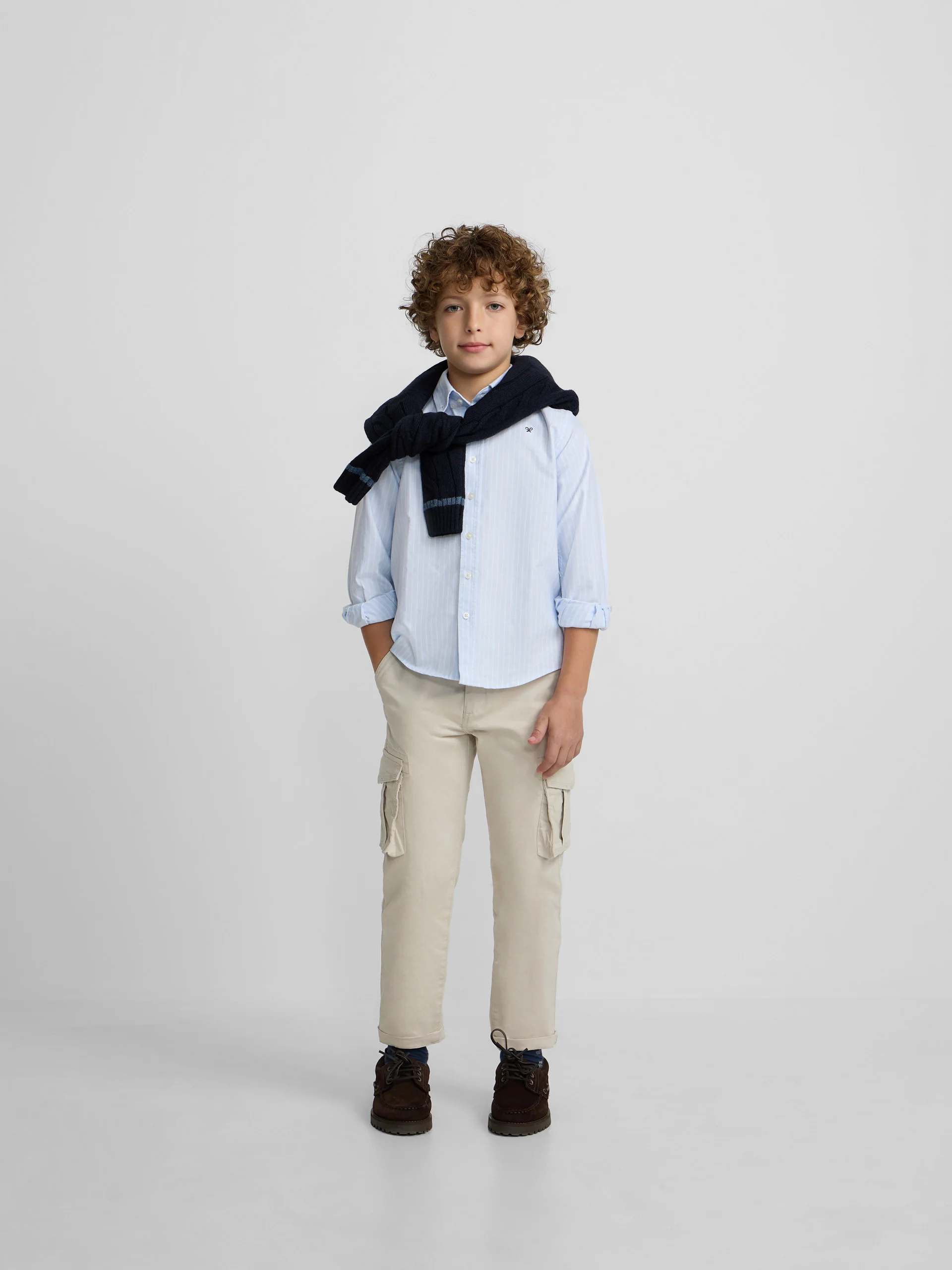 Camisa sport oxford kids celeste raya fina blanca - Image 4