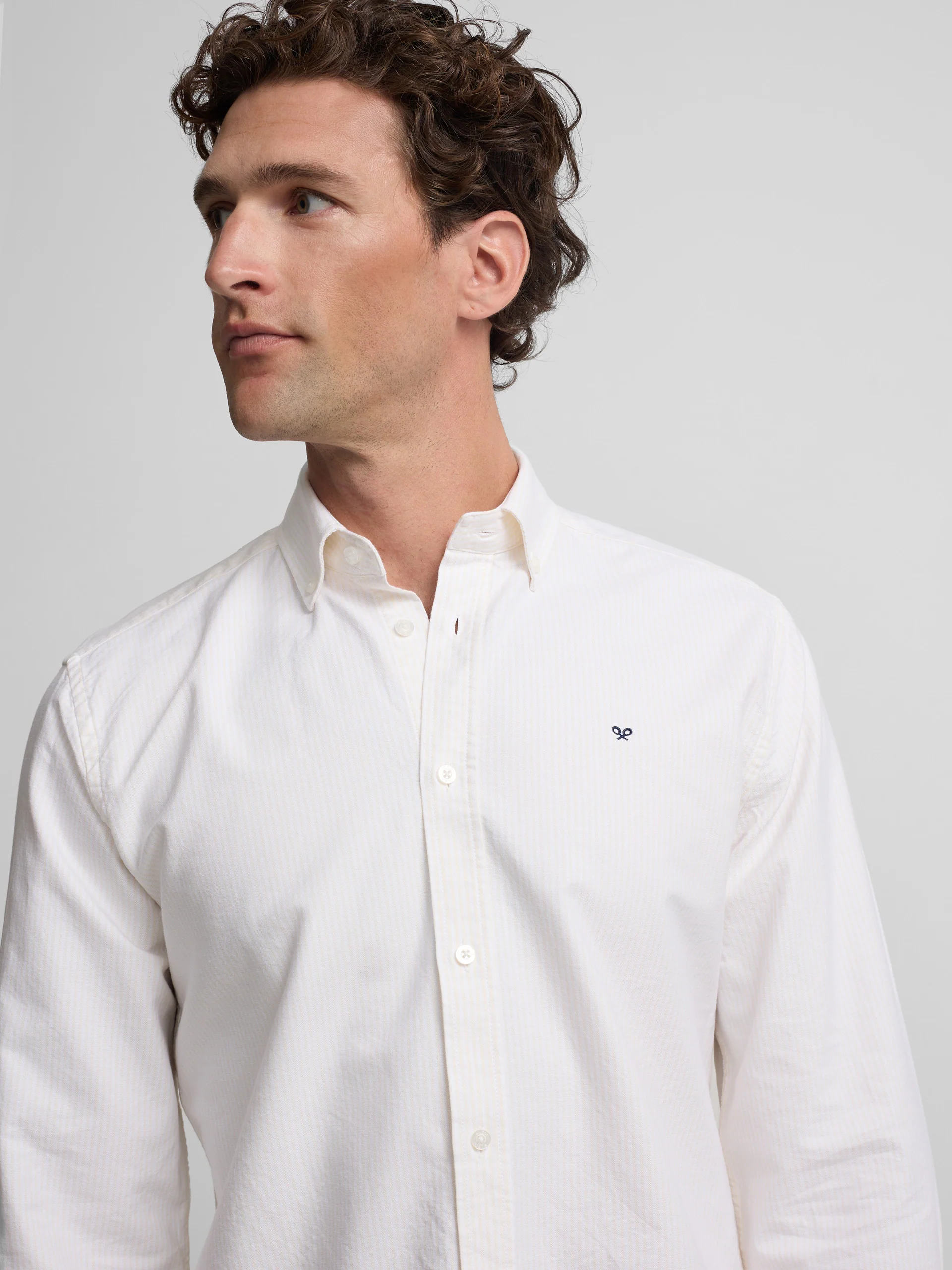 Camisa sport oxford rayas amarilla - Image 3