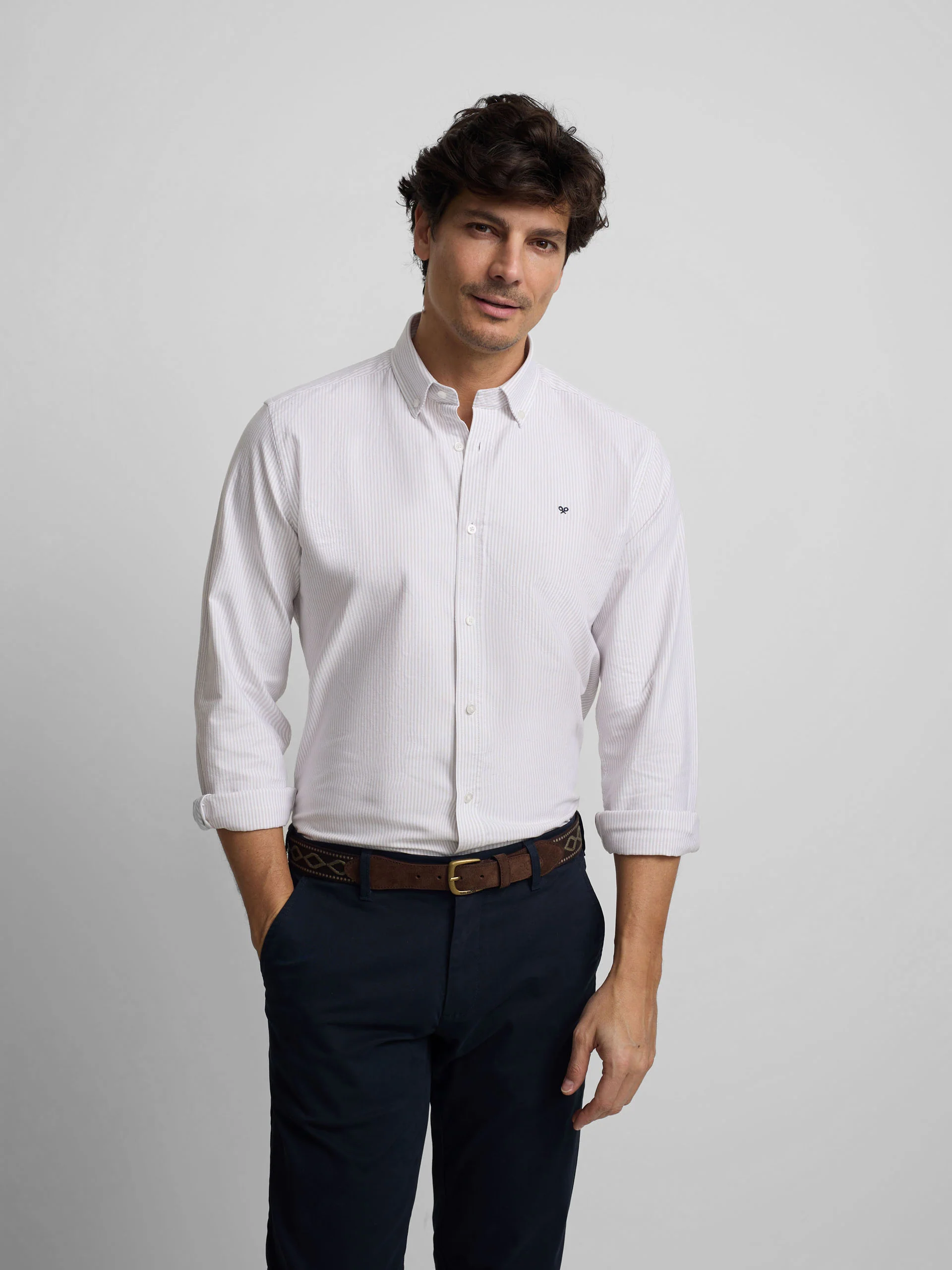 Camisa sport oxford rayas beige - Image 3