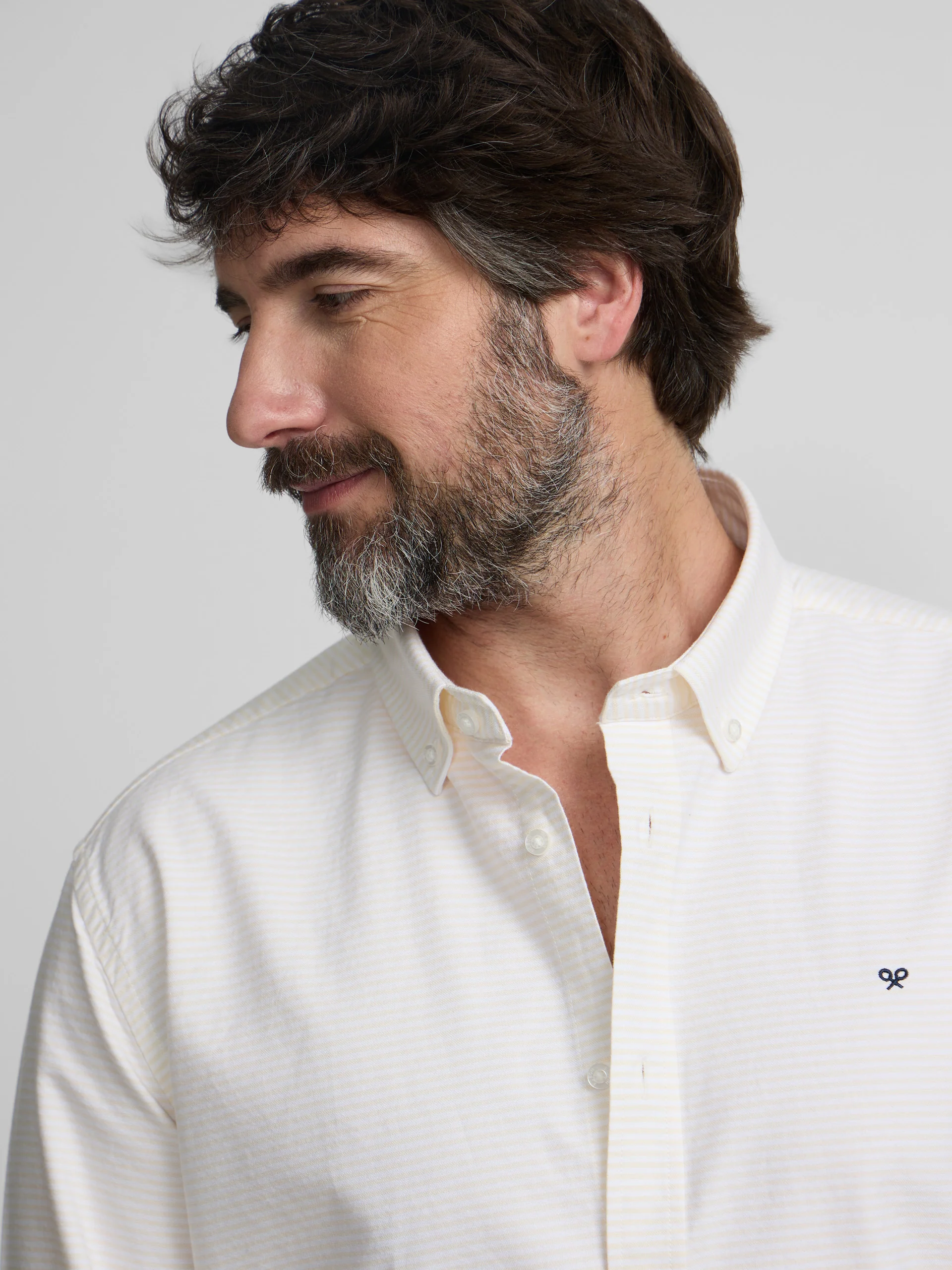 Camisa sport oxford rayas horizontales amarillo - Image 11