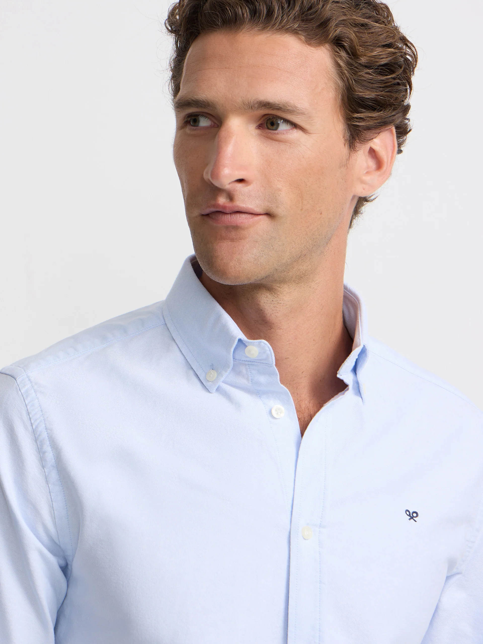 Camisa sport oxford regular fit celeste - Image 3