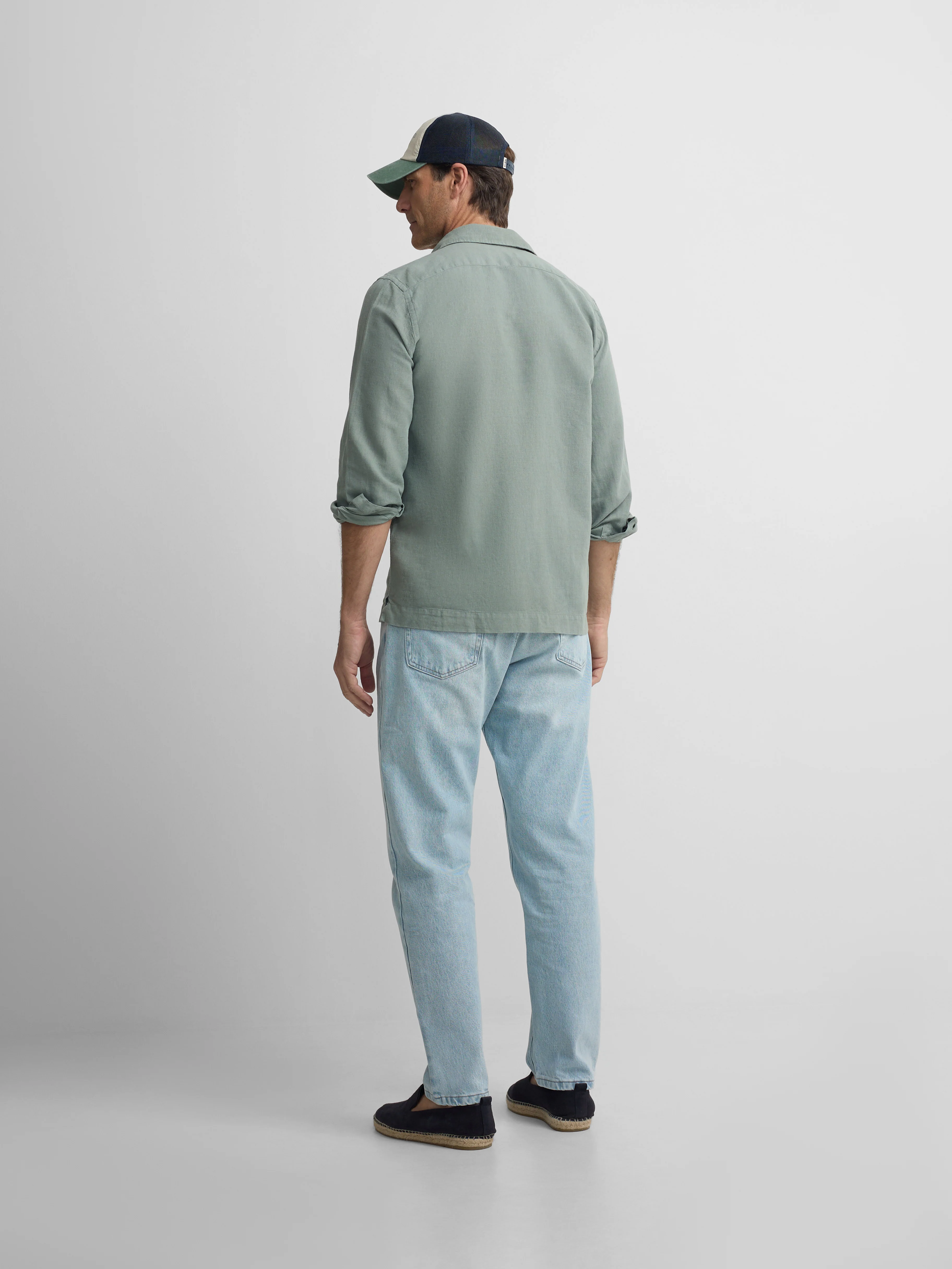 Camisa sport pockets verde medio - Image 8