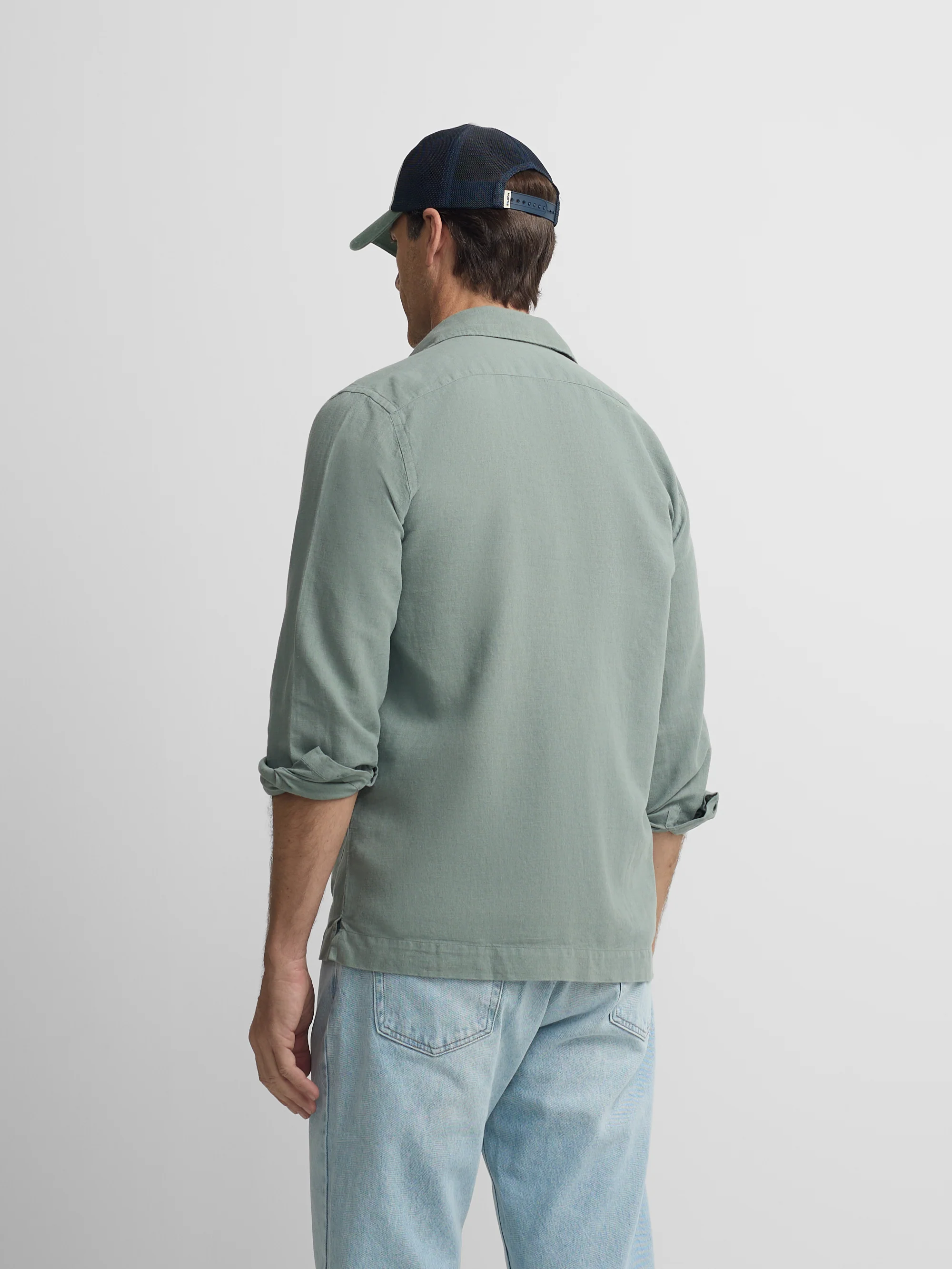 Camisa sport pockets verde medio - Image 9