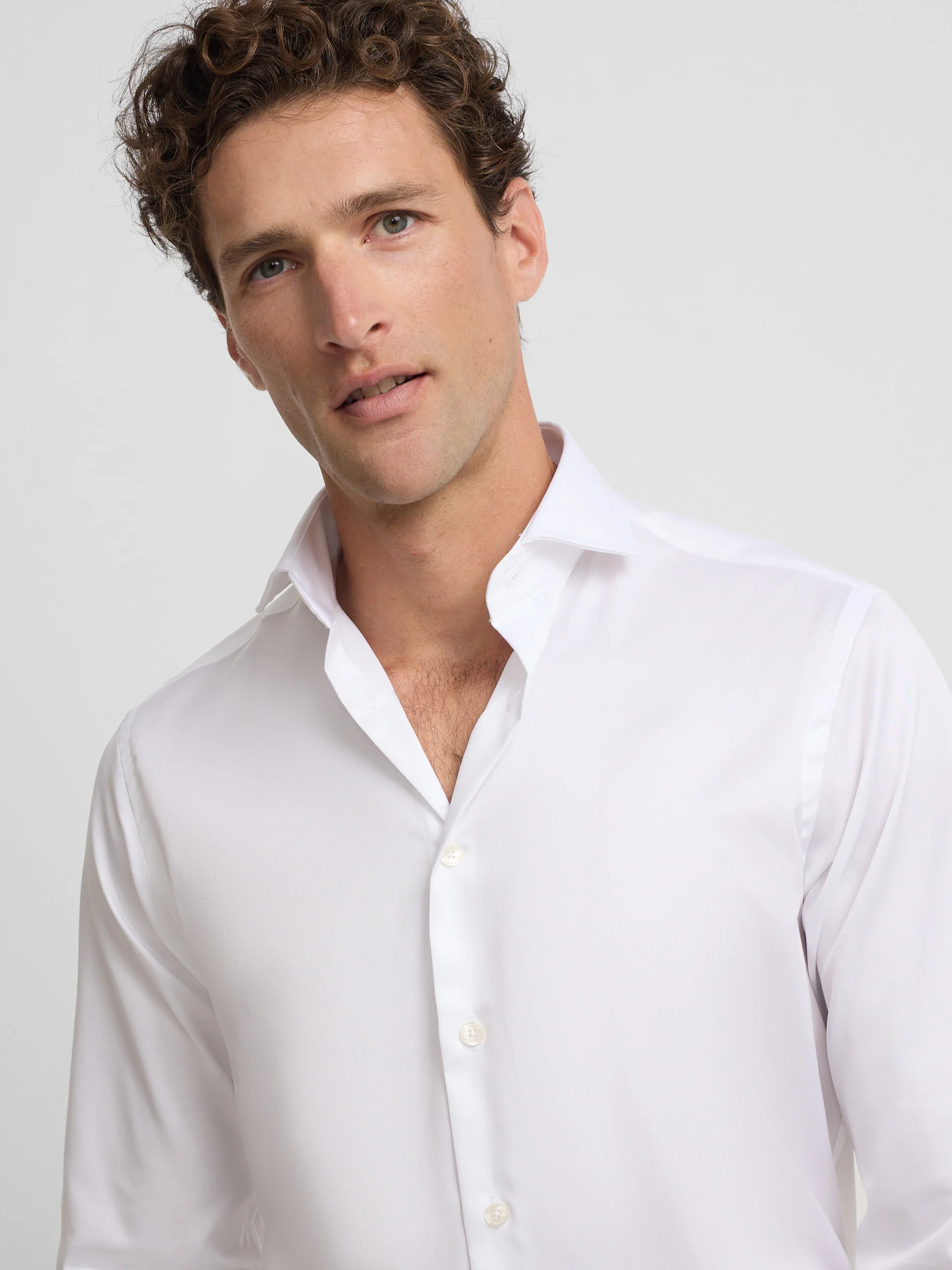 Camisa vestir easy iron puño doble blanca - Image 3