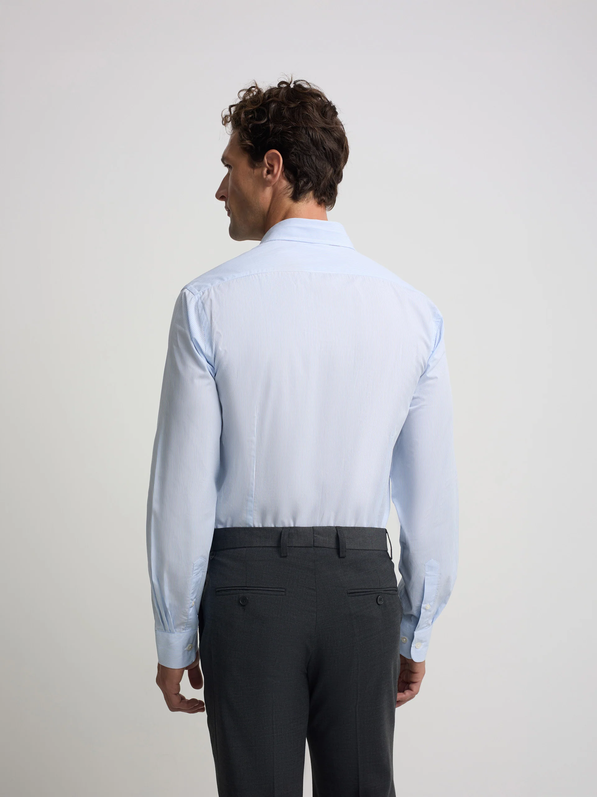 Camisa vestir estructura celeste clara - Image 4