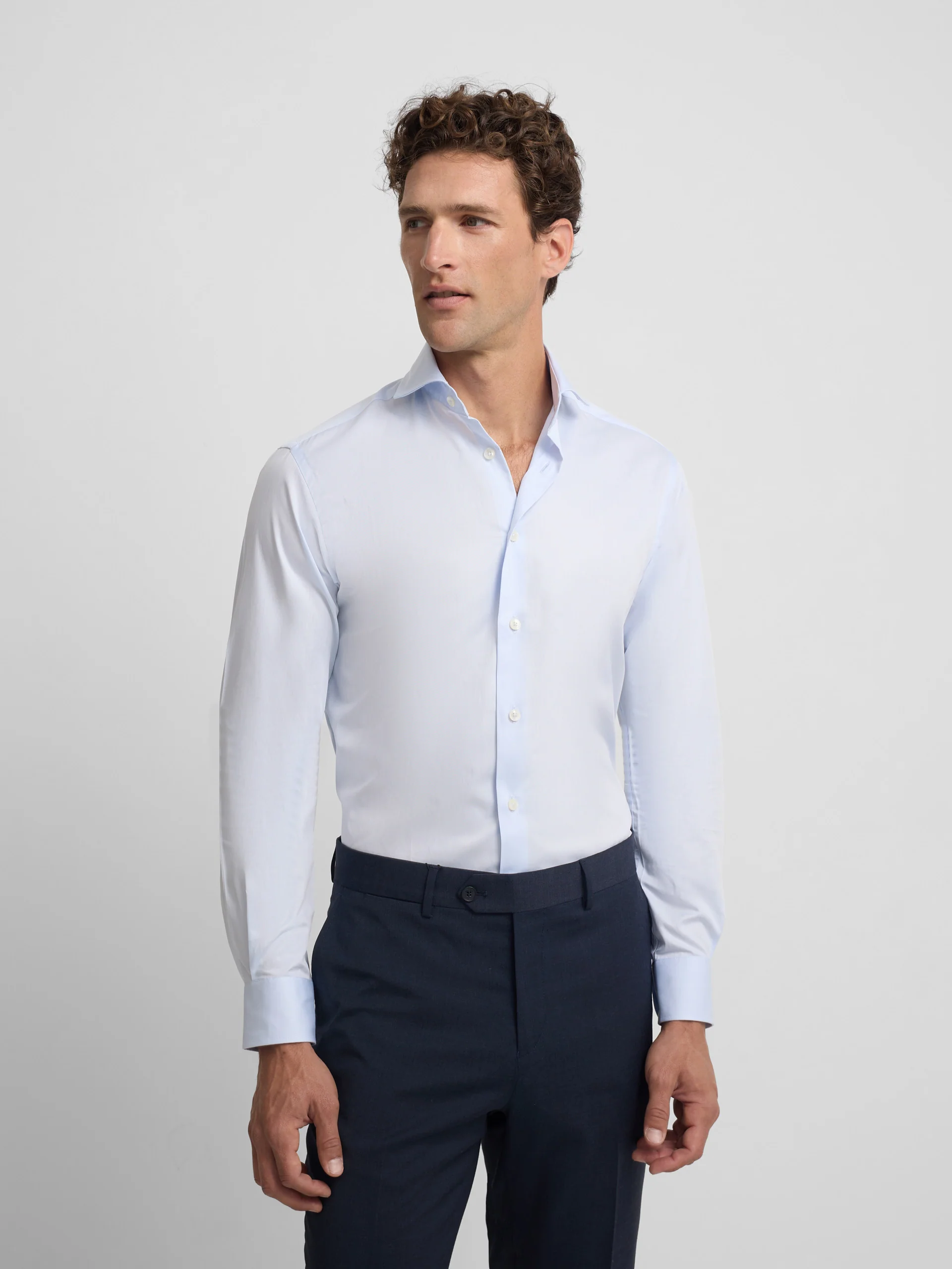 Camisa vestir puño simple celeste clara - Image 4