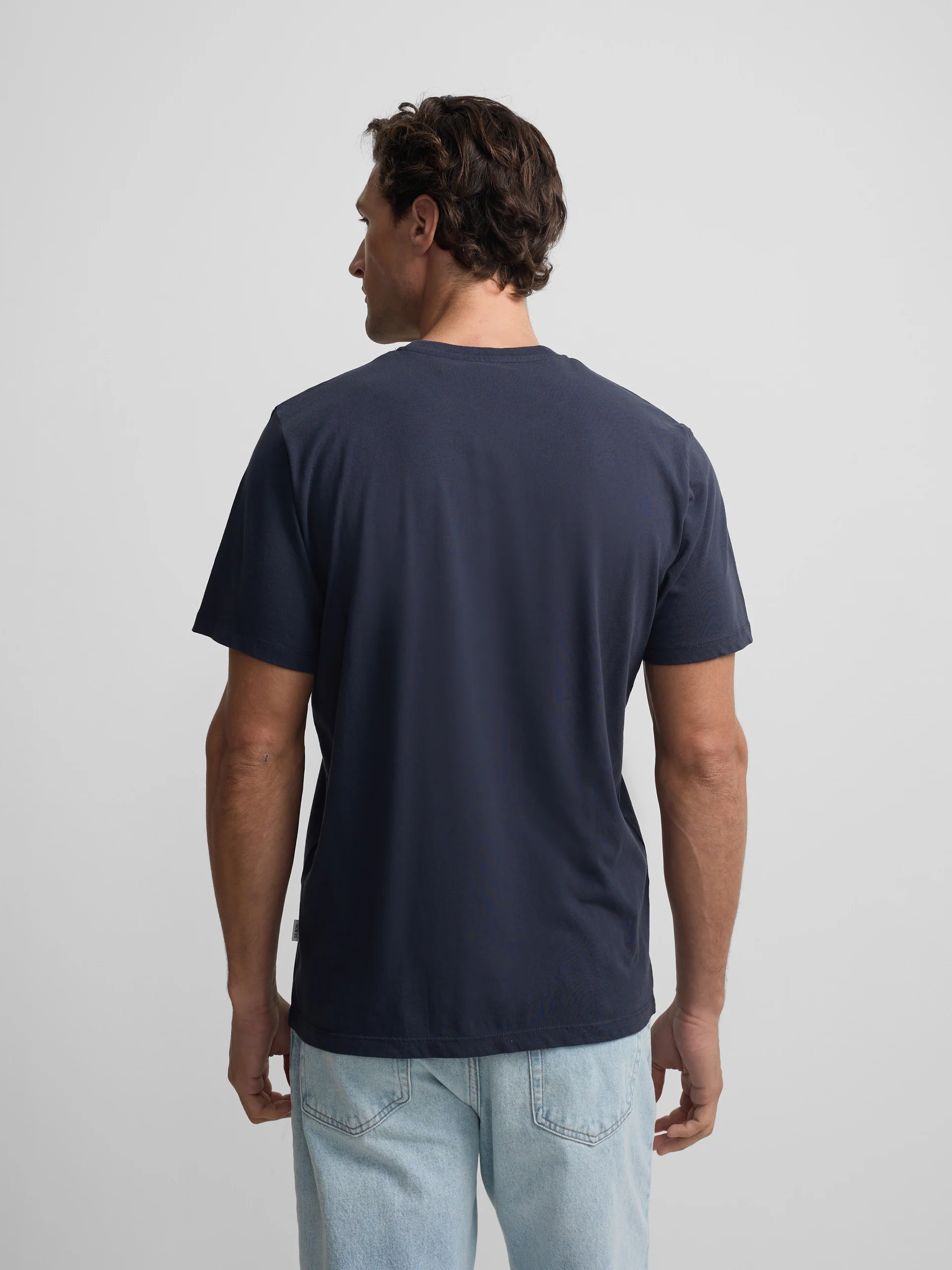 Camiseta bolsillo garmet dye azul marino - Image 4