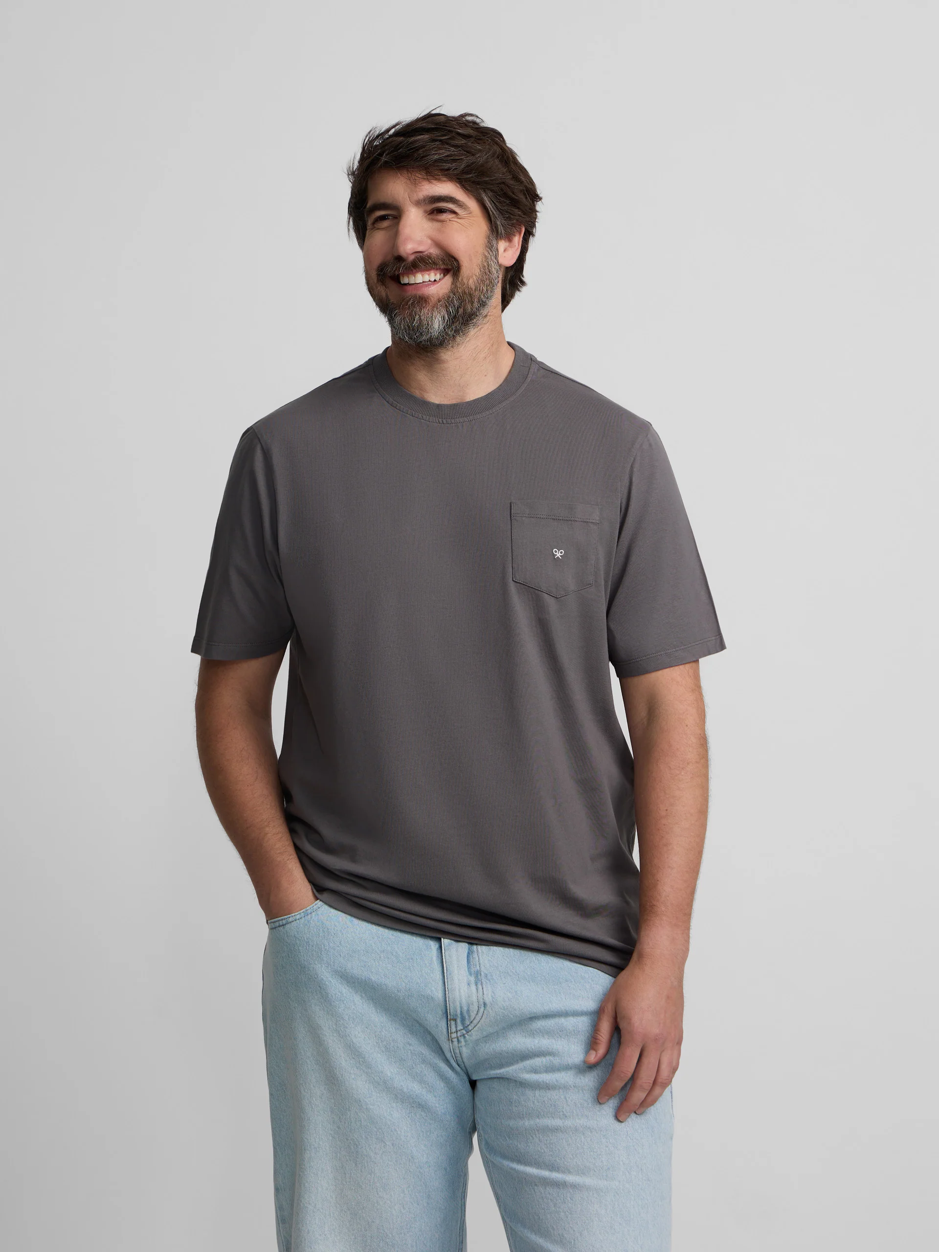 Camiseta clasica bolsillo minilogo gris - Image 5