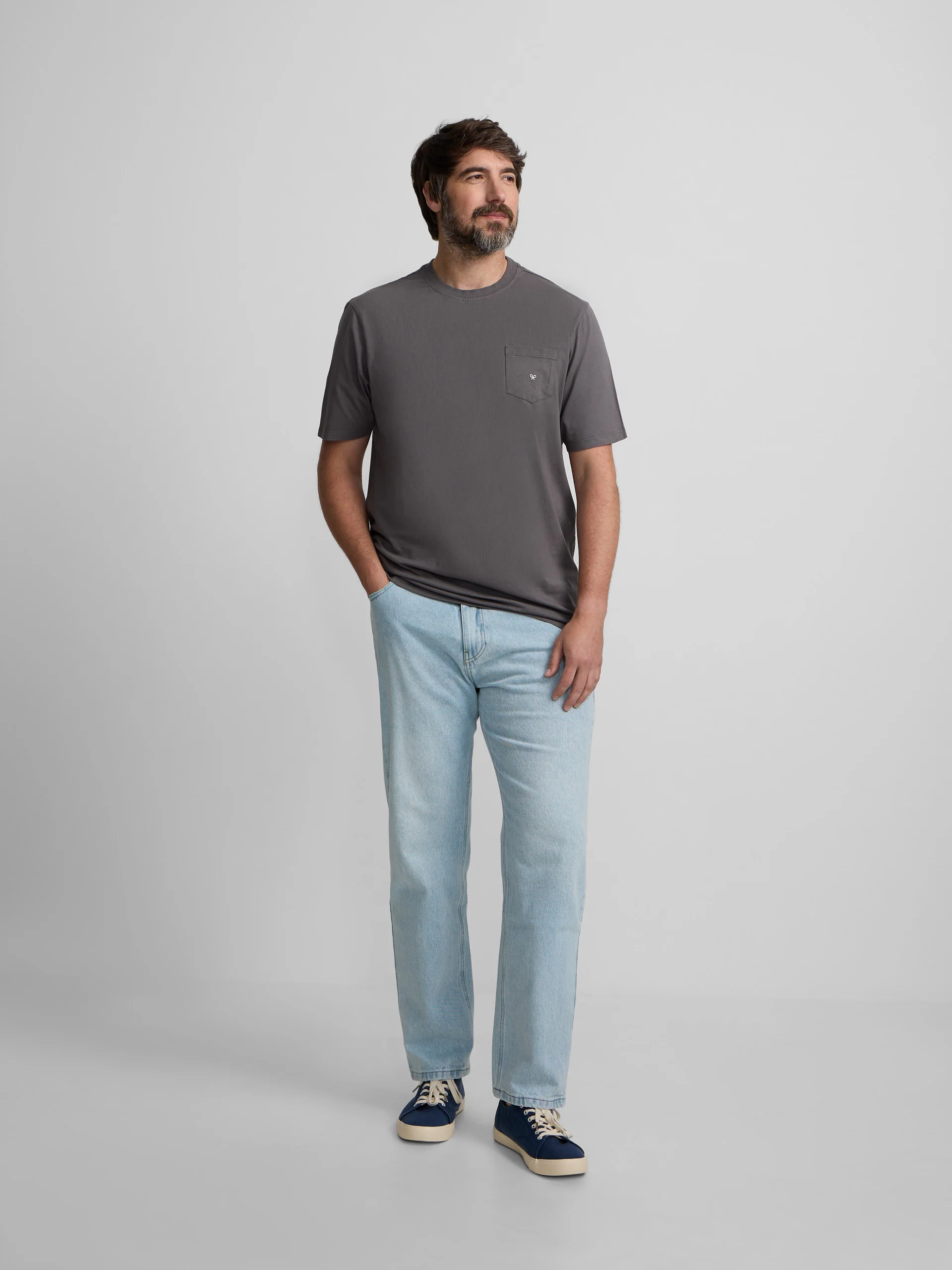 Camiseta clasica bolsillo minilogo gris - Image 9