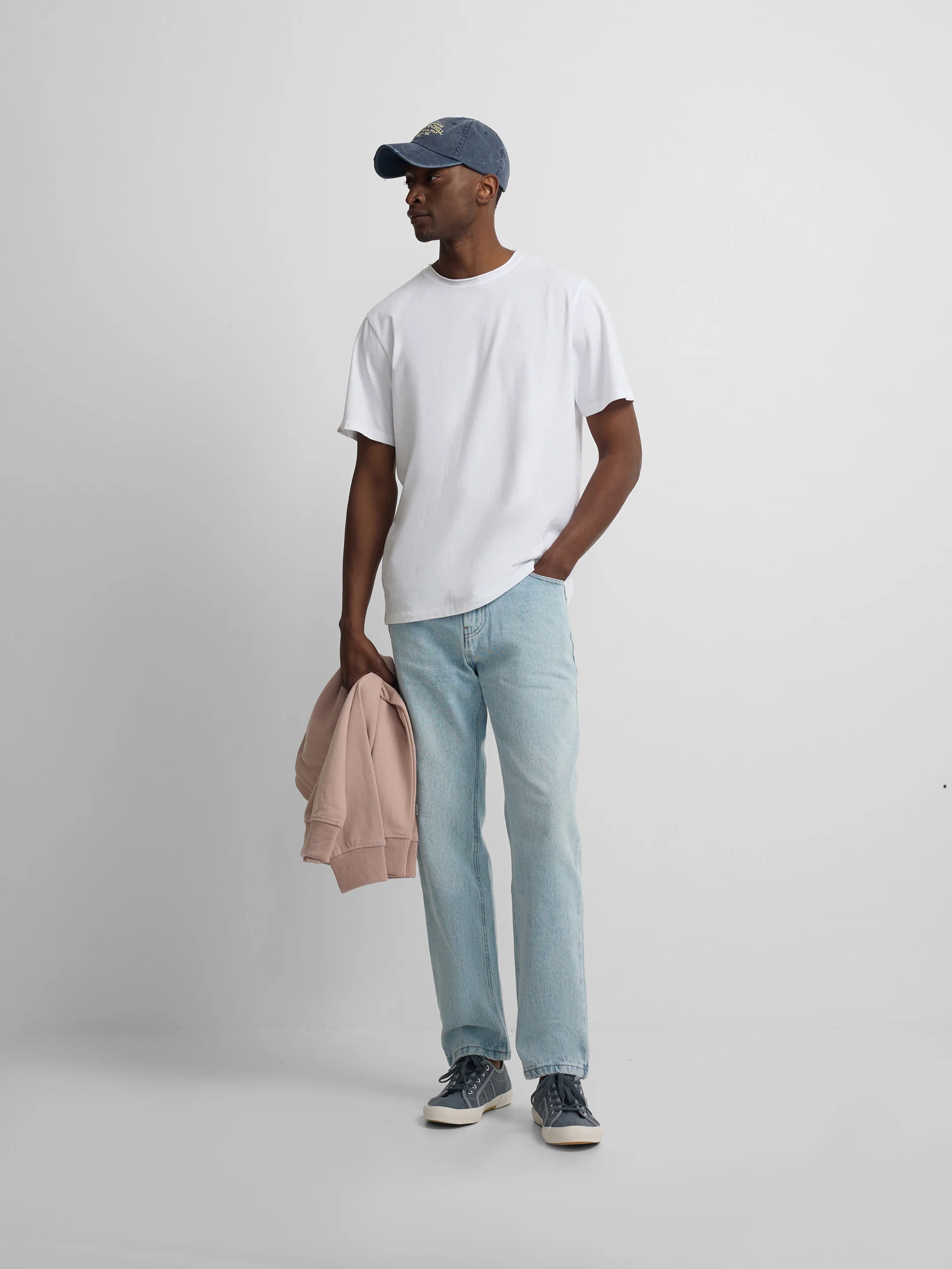 Camiseta cuello roll blanca - Image 4