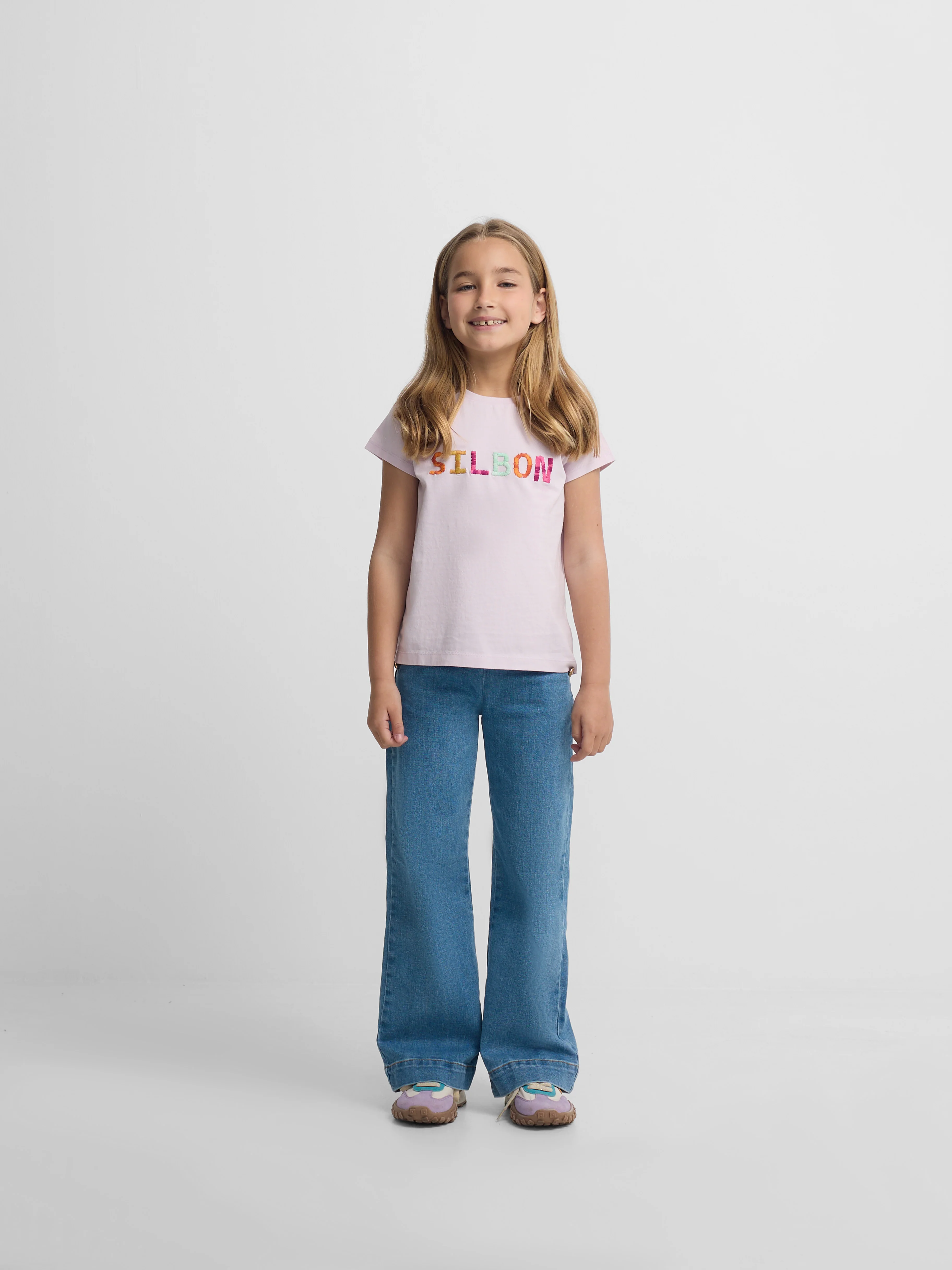 Camiseta girl bordados silbon lila - Image 5
