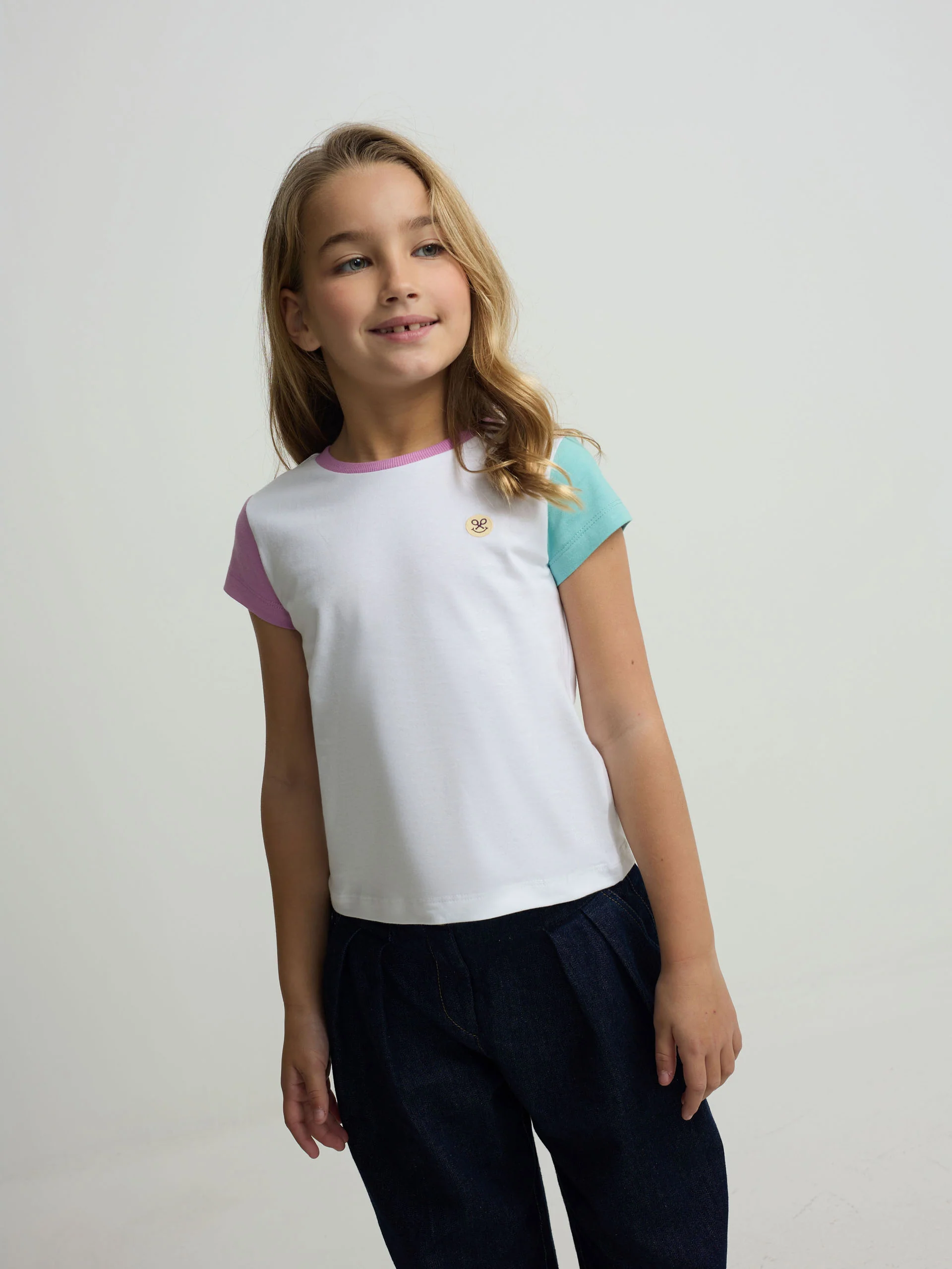 Camiseta girl mangas bicolor blanca - Image 4