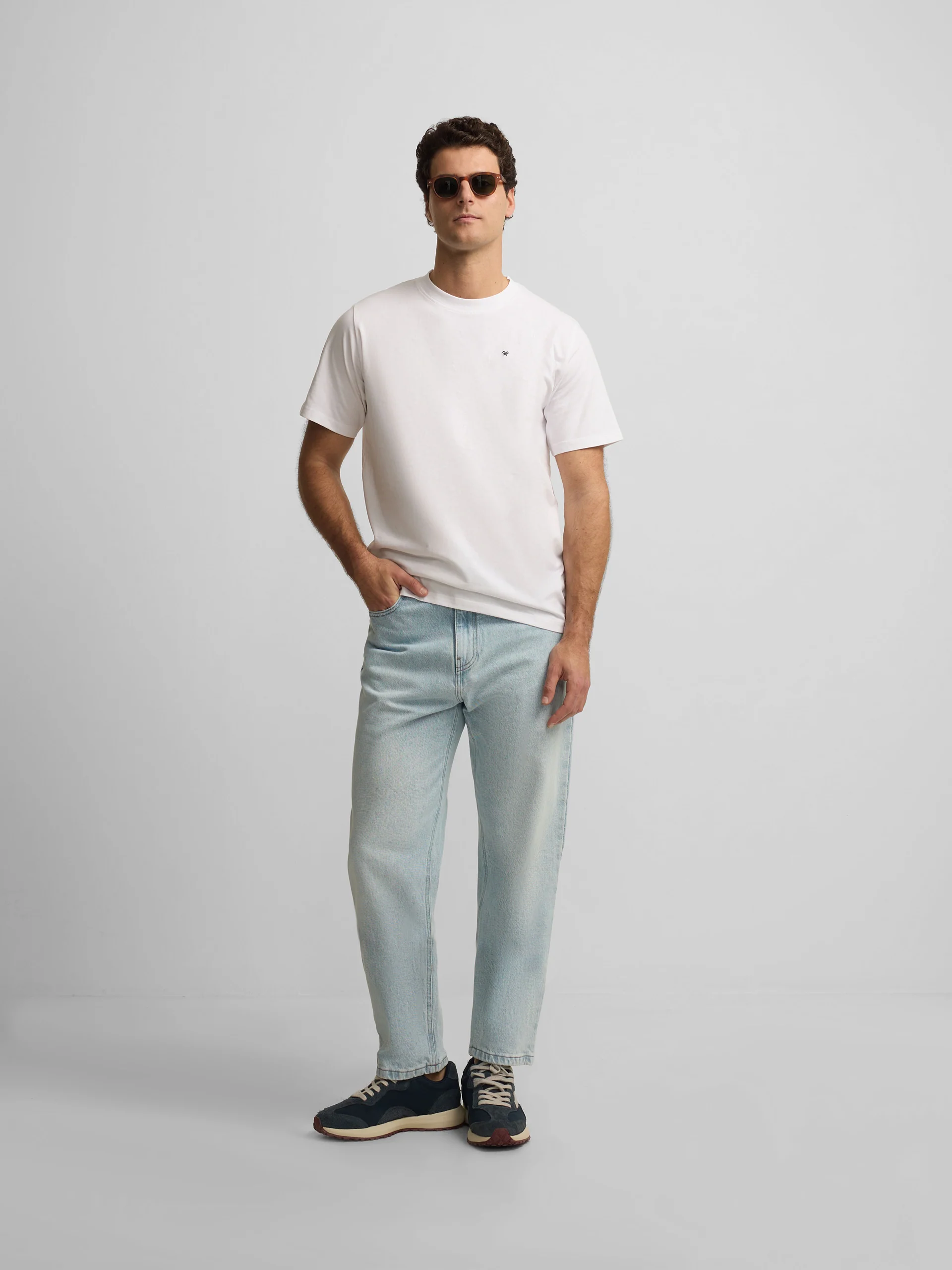 Camiseta luxury boat blanco - Image 7