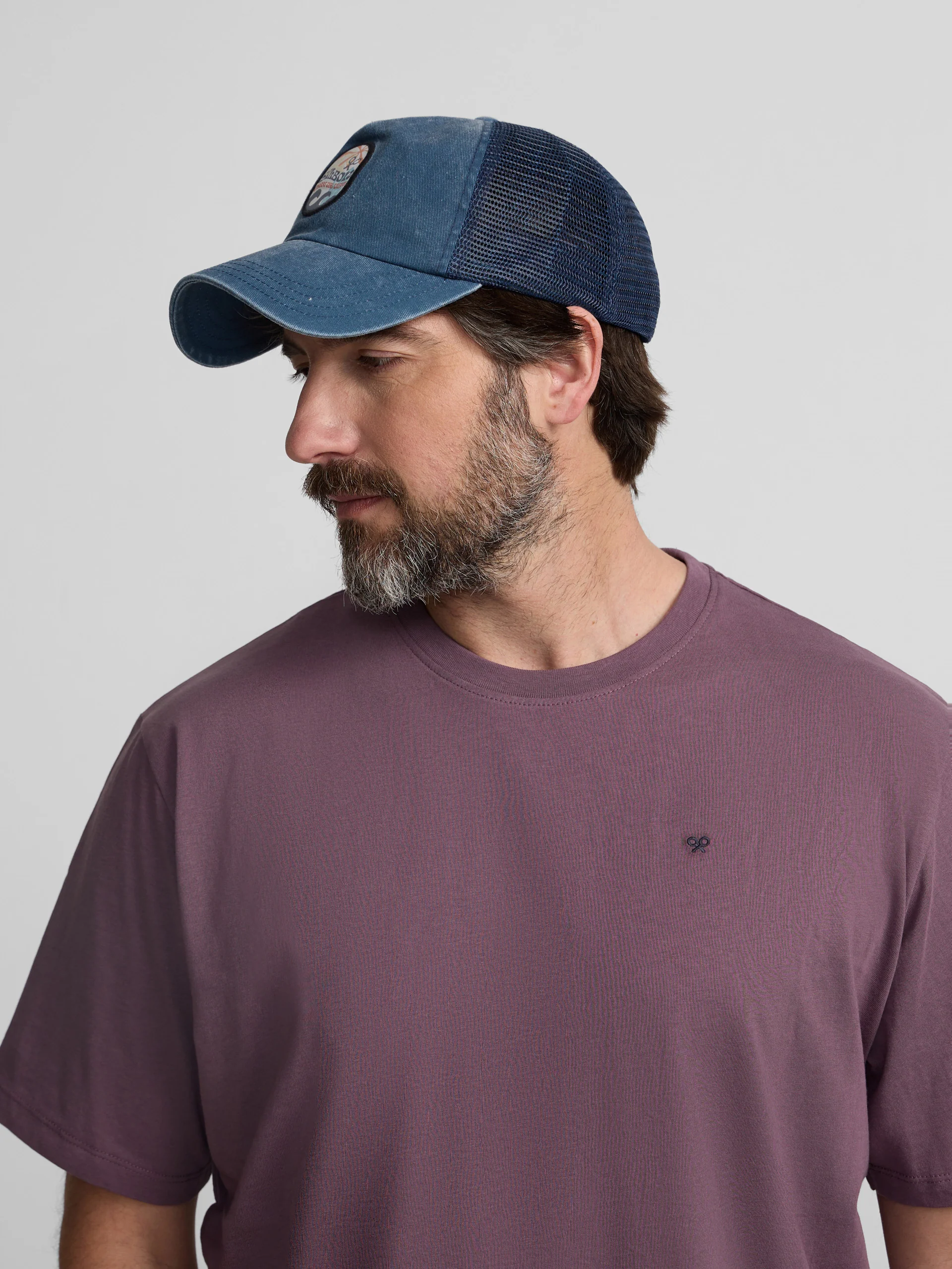 Camiseta minilogo burdeos - Image 10