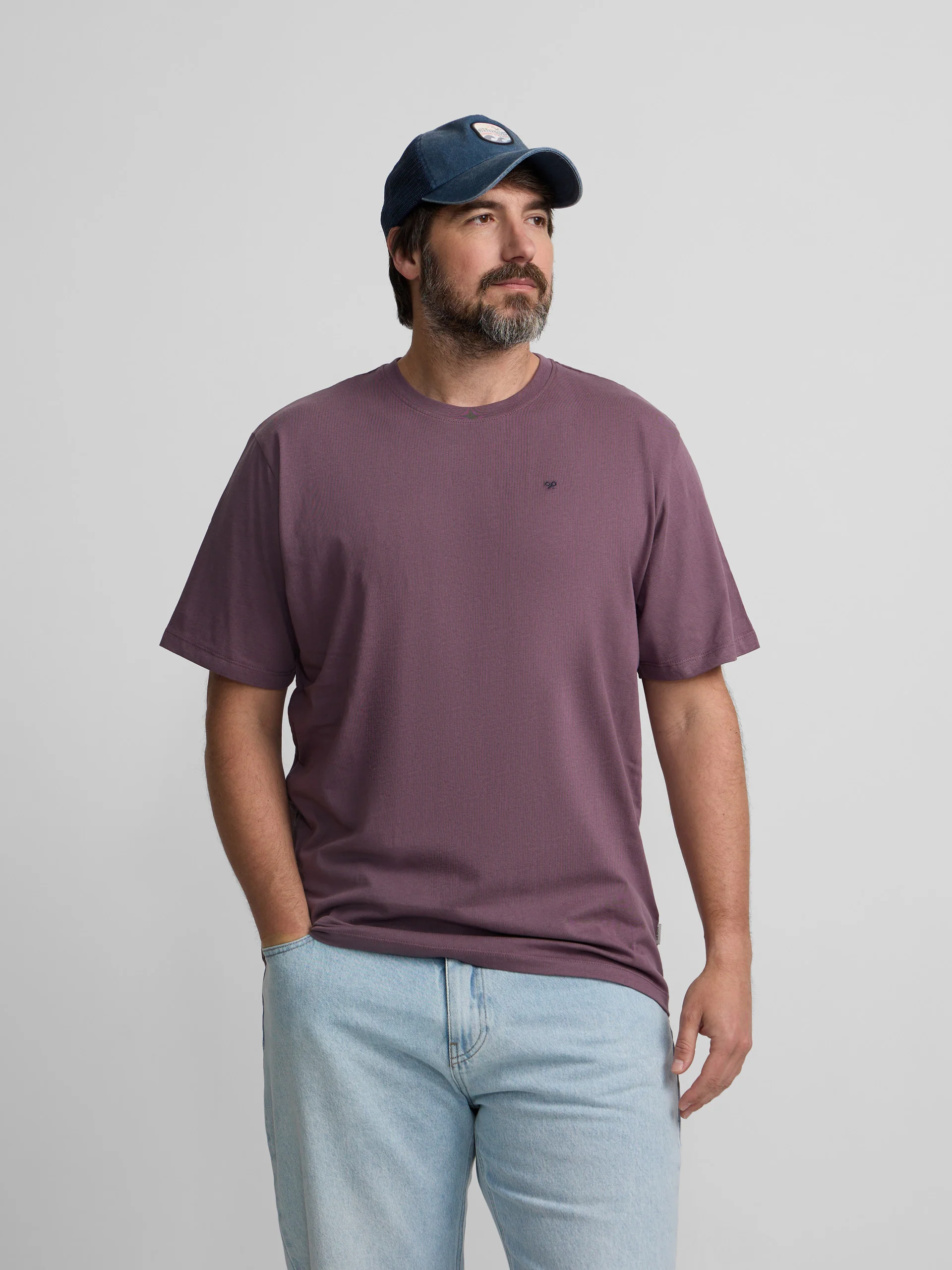 Camiseta minilogo burdeos - Image 5