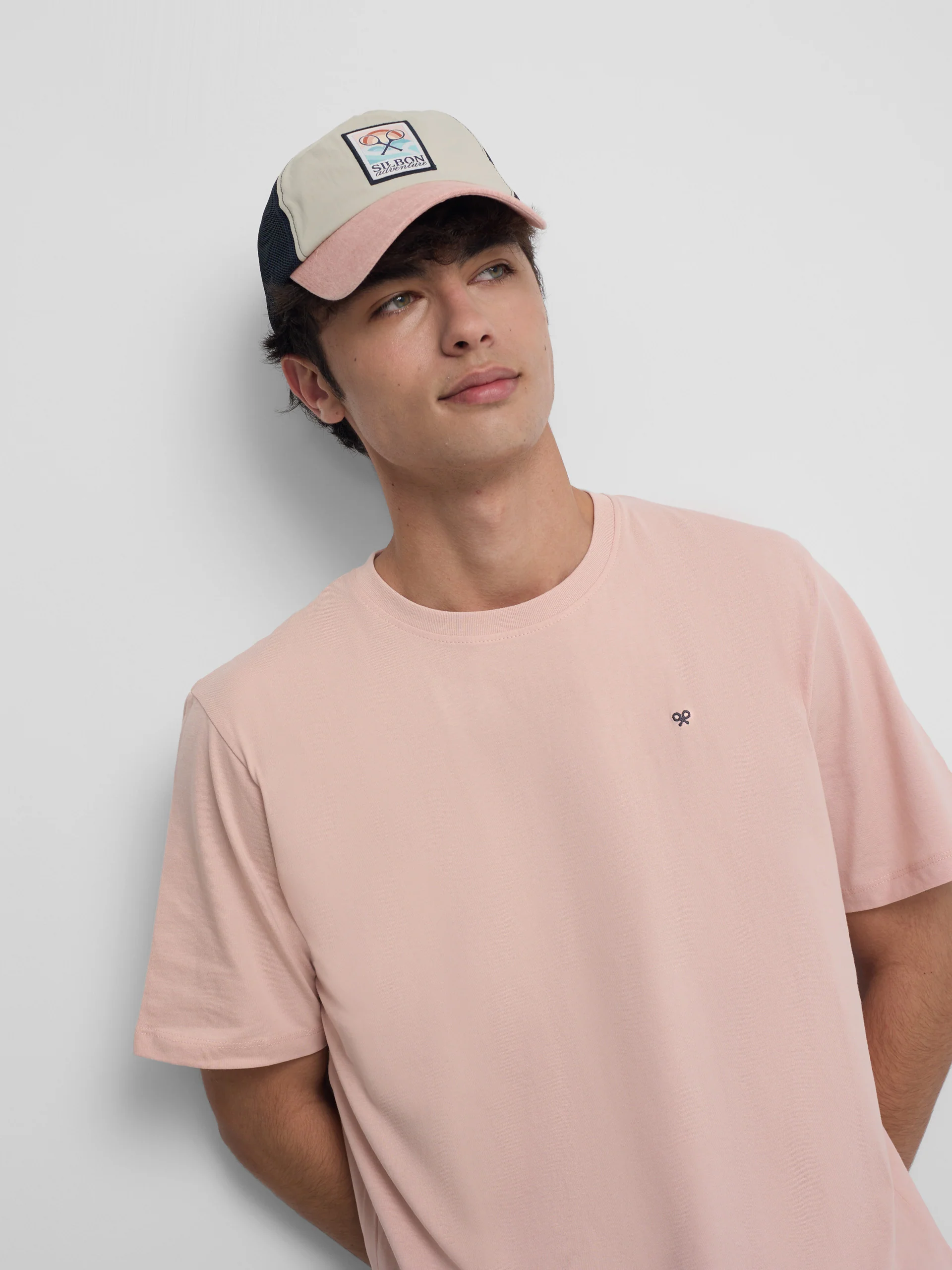 Camiseta minilogo rosa - Image 6