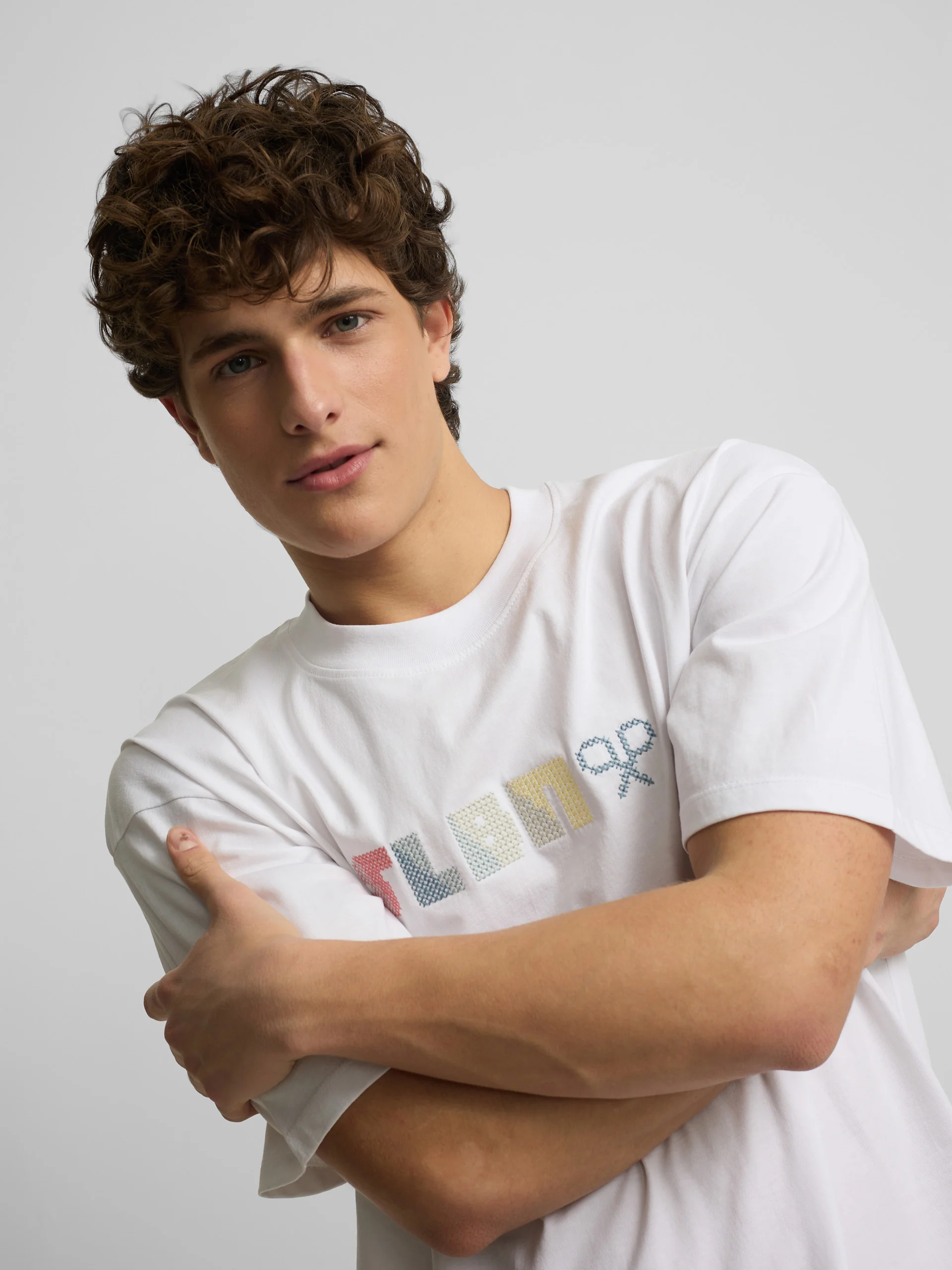 Camiseta relaxed fit slbn cross blanco - Image 4