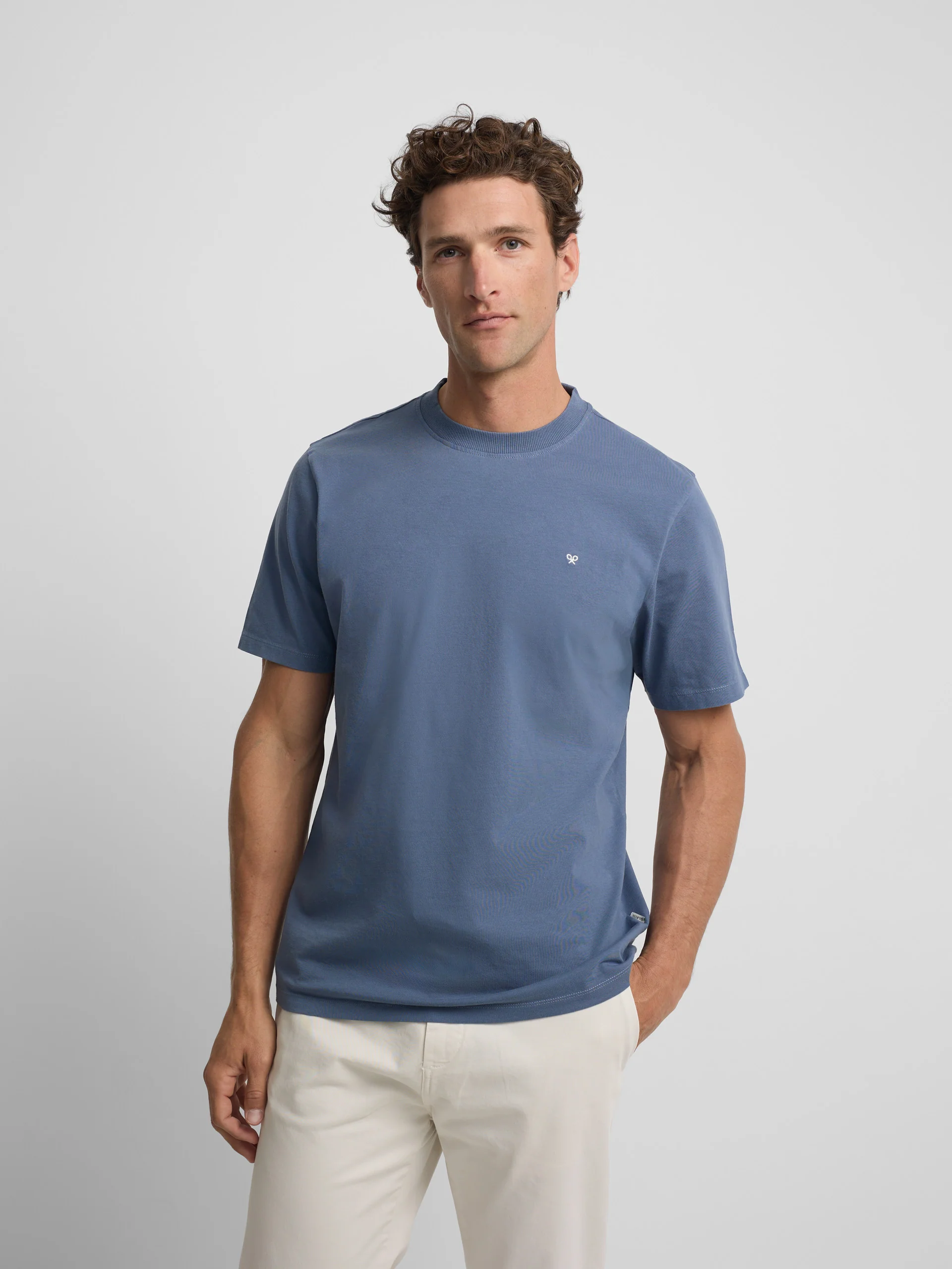 Camiseta Silbon club Saint Tropez azul marino - Image 4