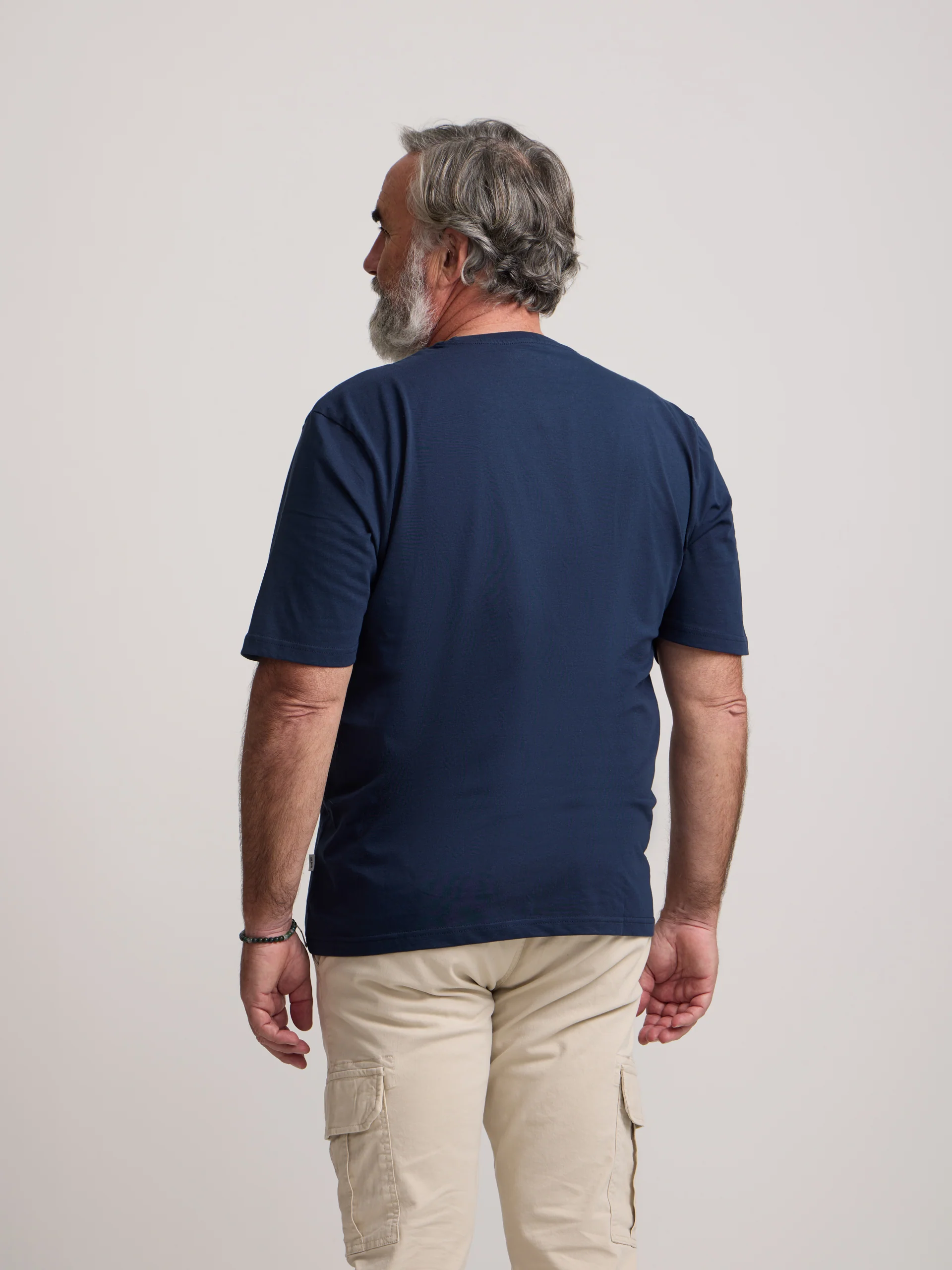 Camiseta silbon minilogo azul marino - Image 9