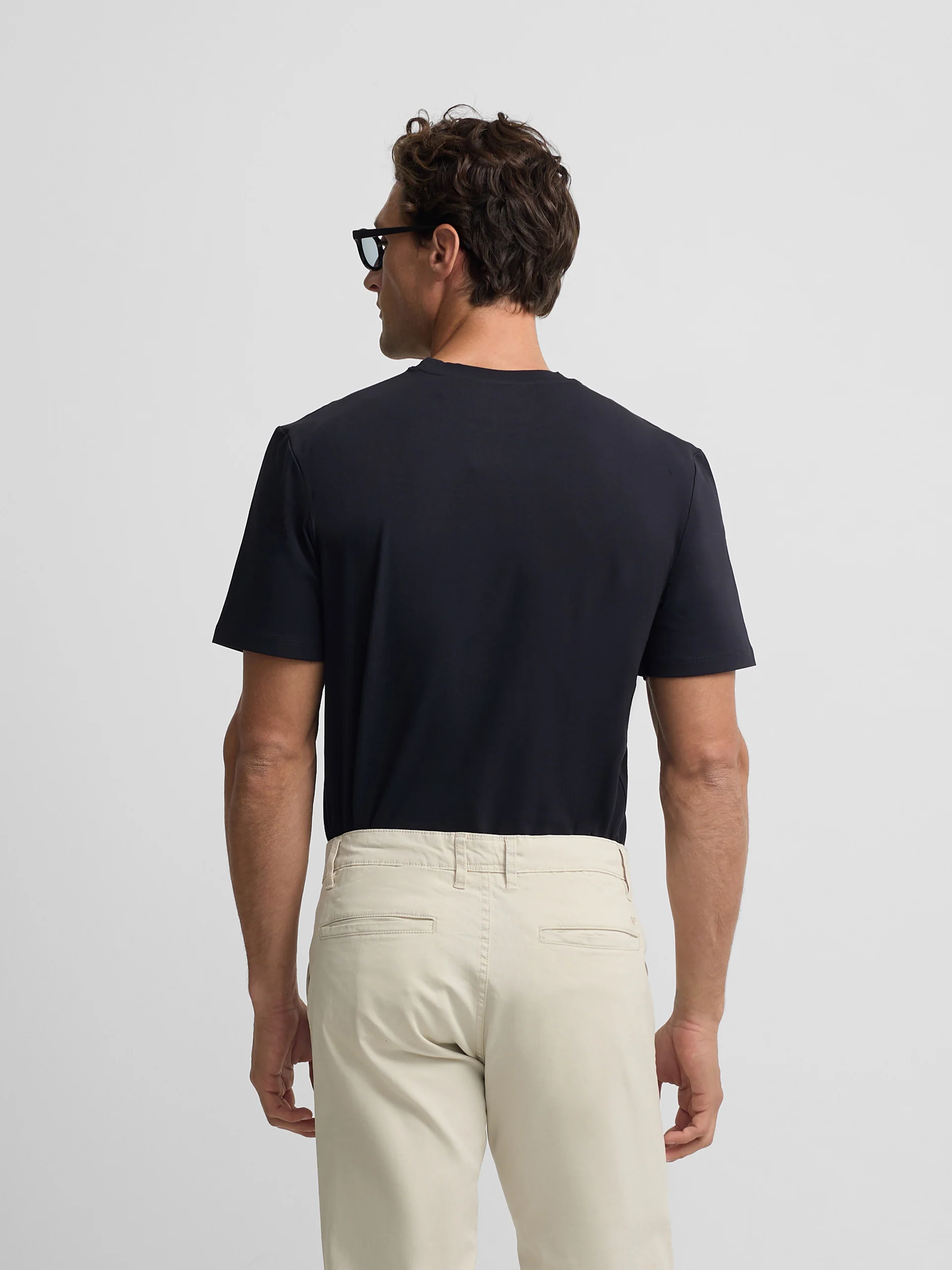 Camiseta slim fit business azul marino - Image 5