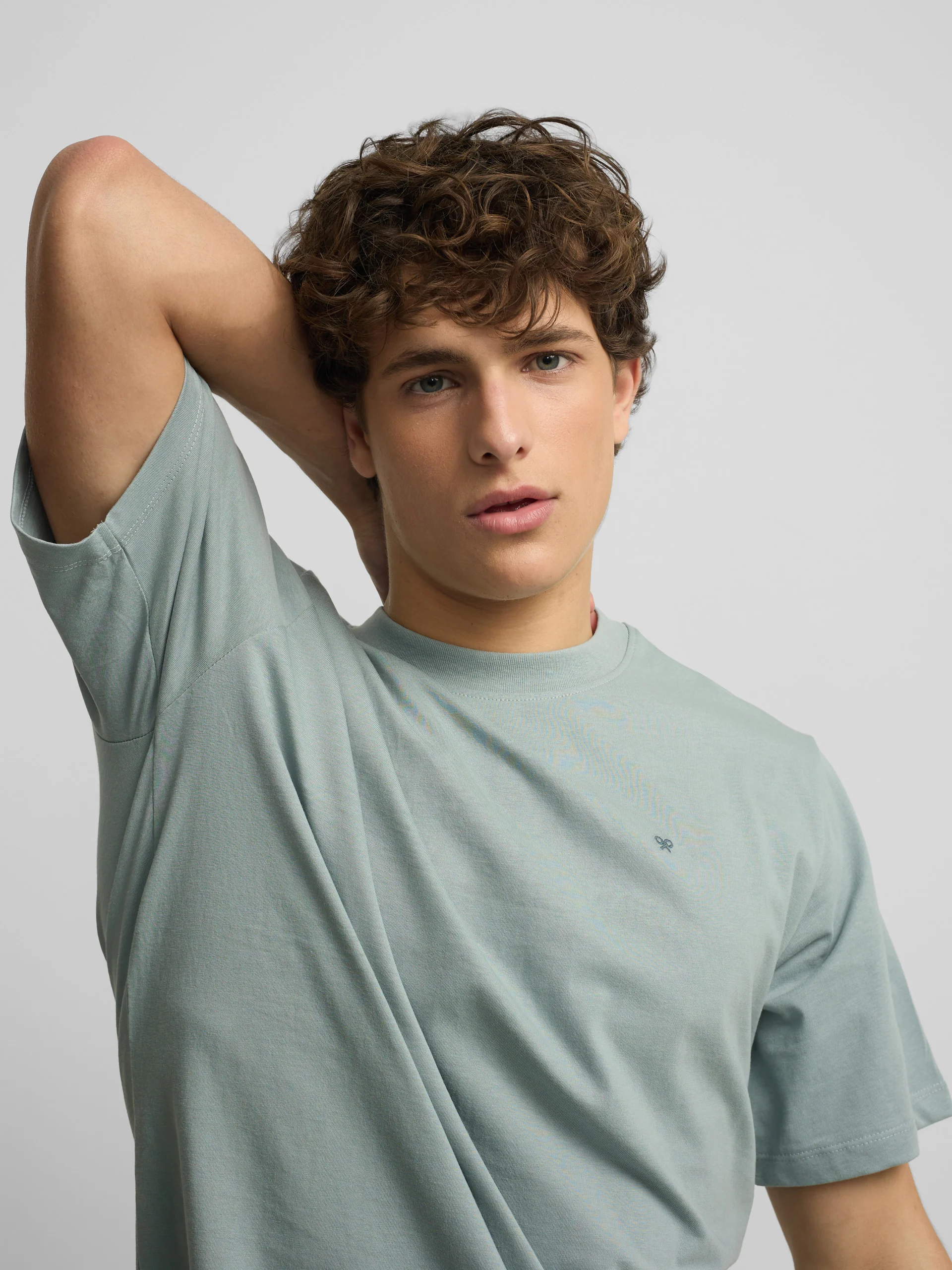 Camiseta slow summer verde gris - Image 7