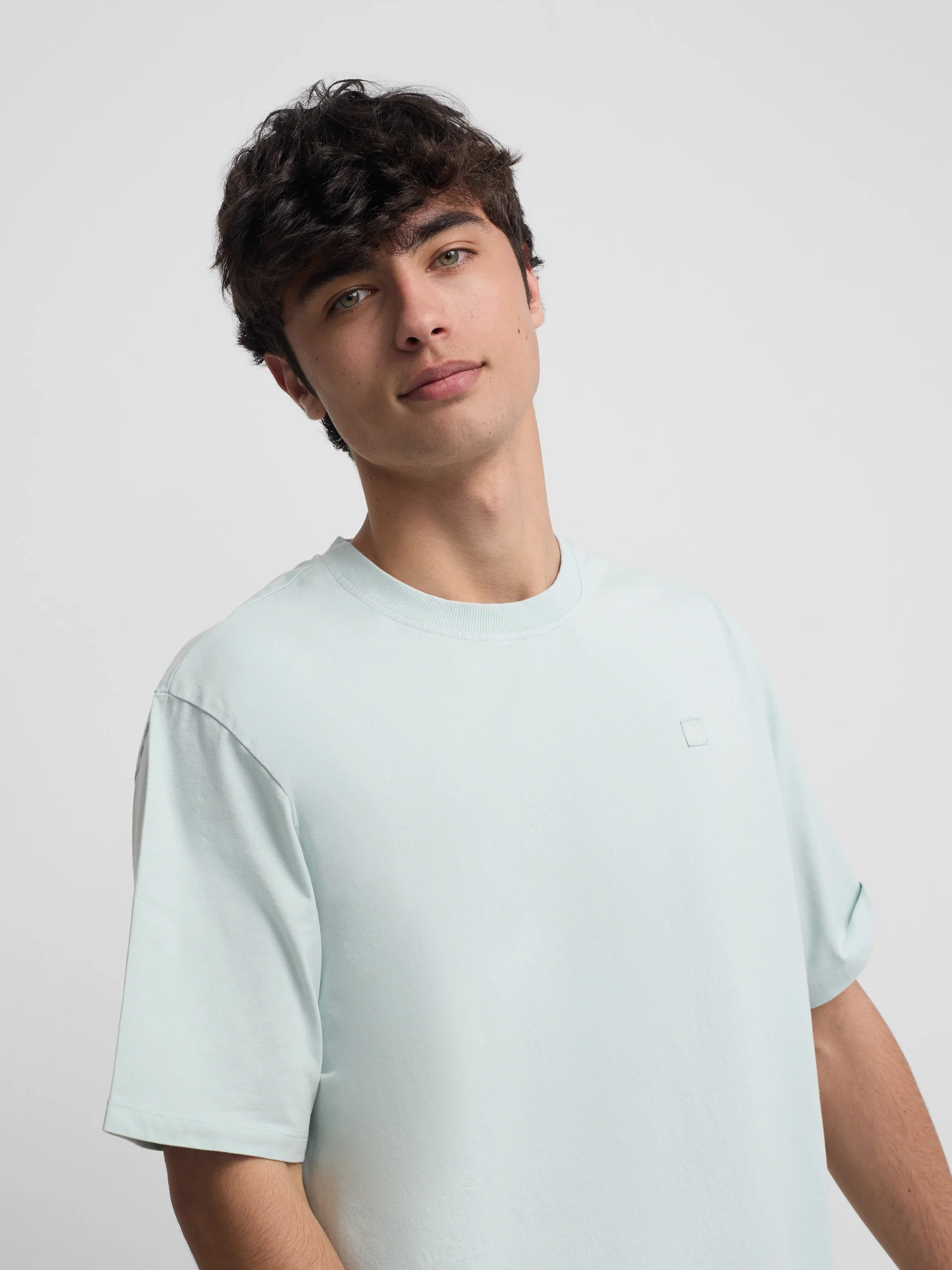 Camiseta special fit minilogo parche aguamarina - Image 3