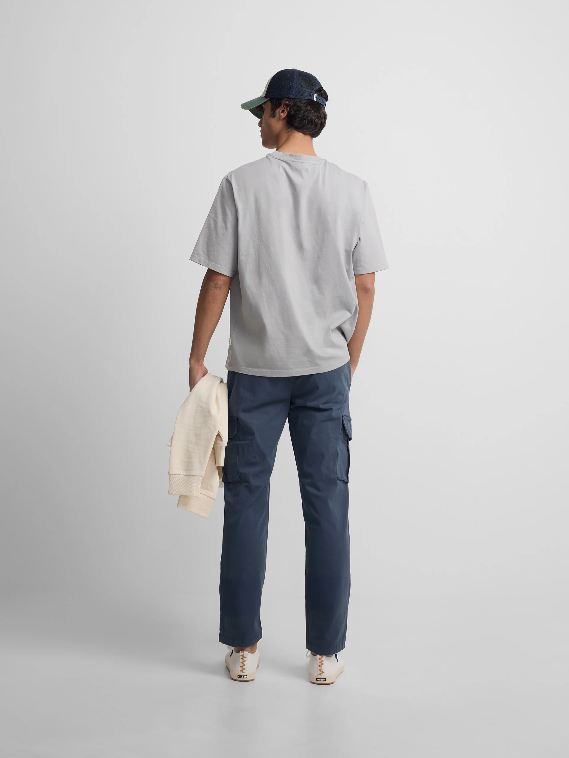 Camiseta special fit minilogo parche gris - Image 9
