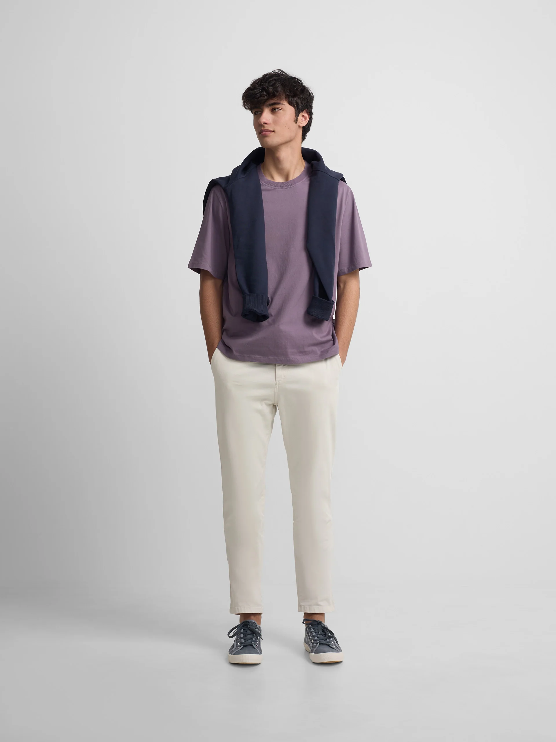 Camiseta special fit minilogo parche purpura - Image 3