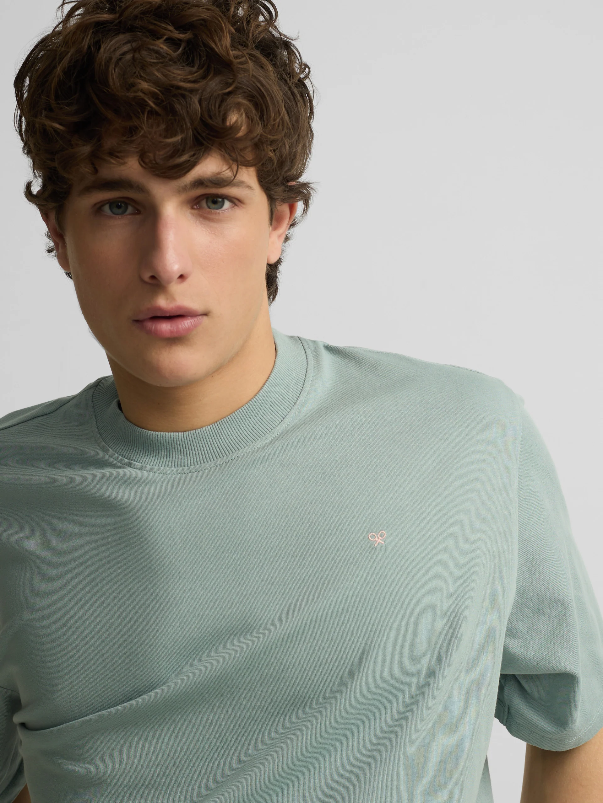 Camiseta special fit Silbon classic society verde gris - Image 3