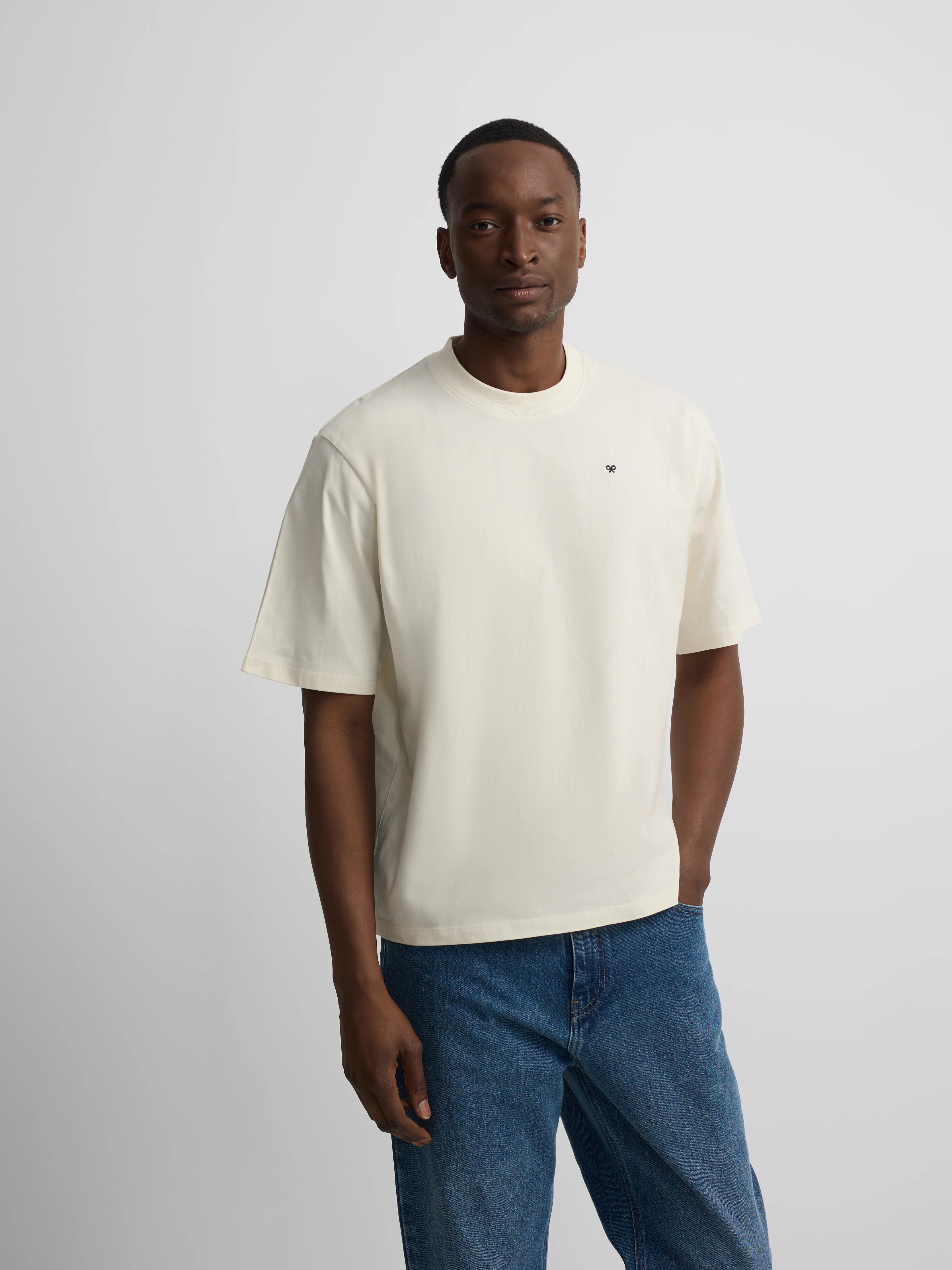 Camiseta special fit silbon plans crema - Image 4