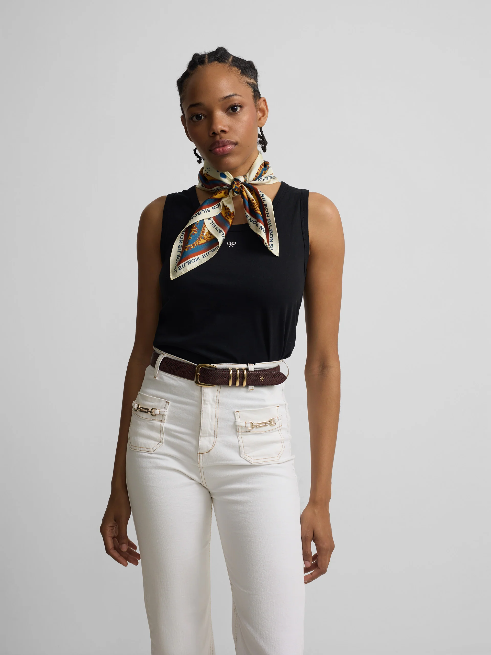 Camiseta tank woman negra aplicacion perla - Image 3