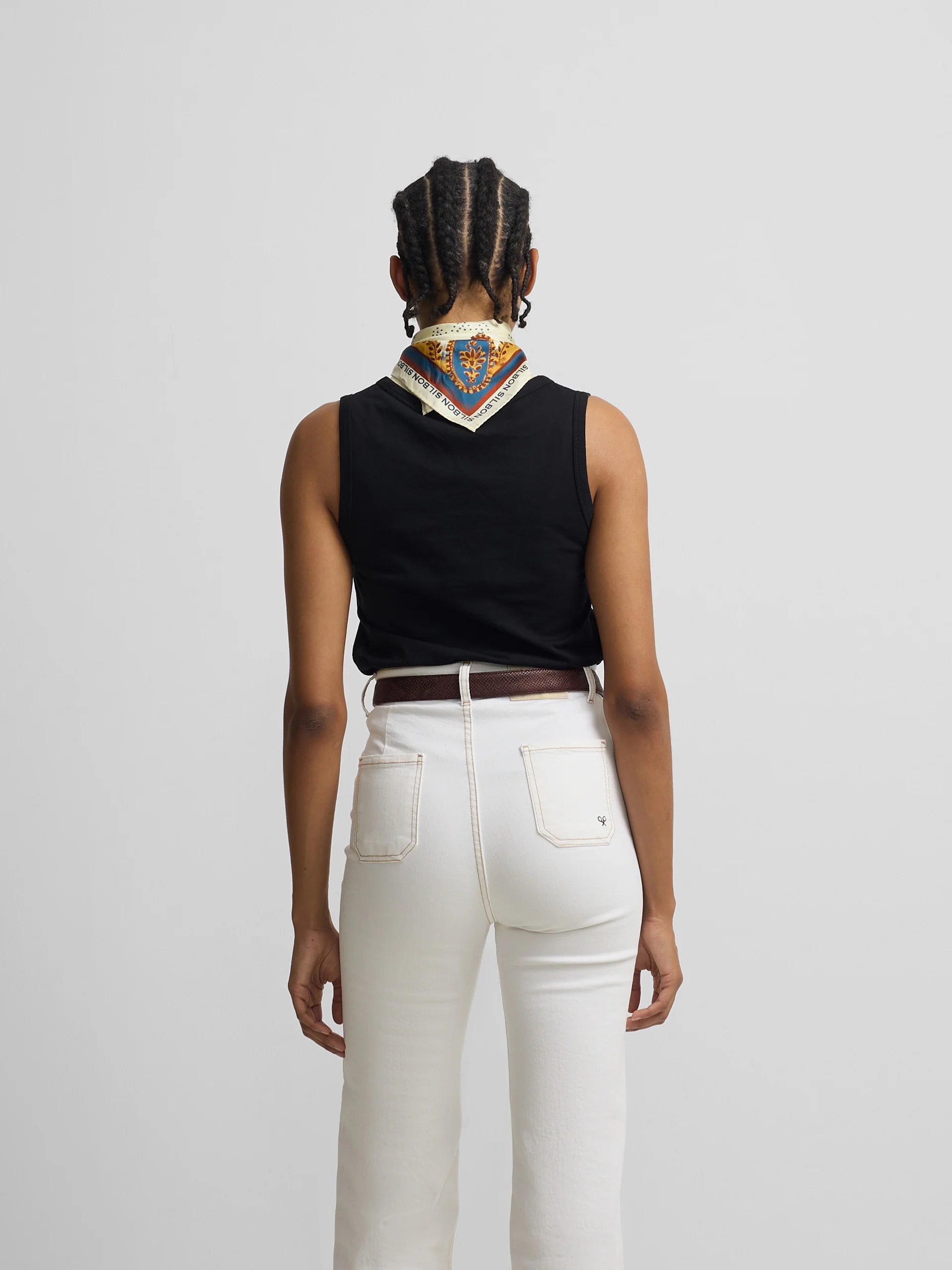 Camiseta tank woman negra aplicacion perla - Image 5