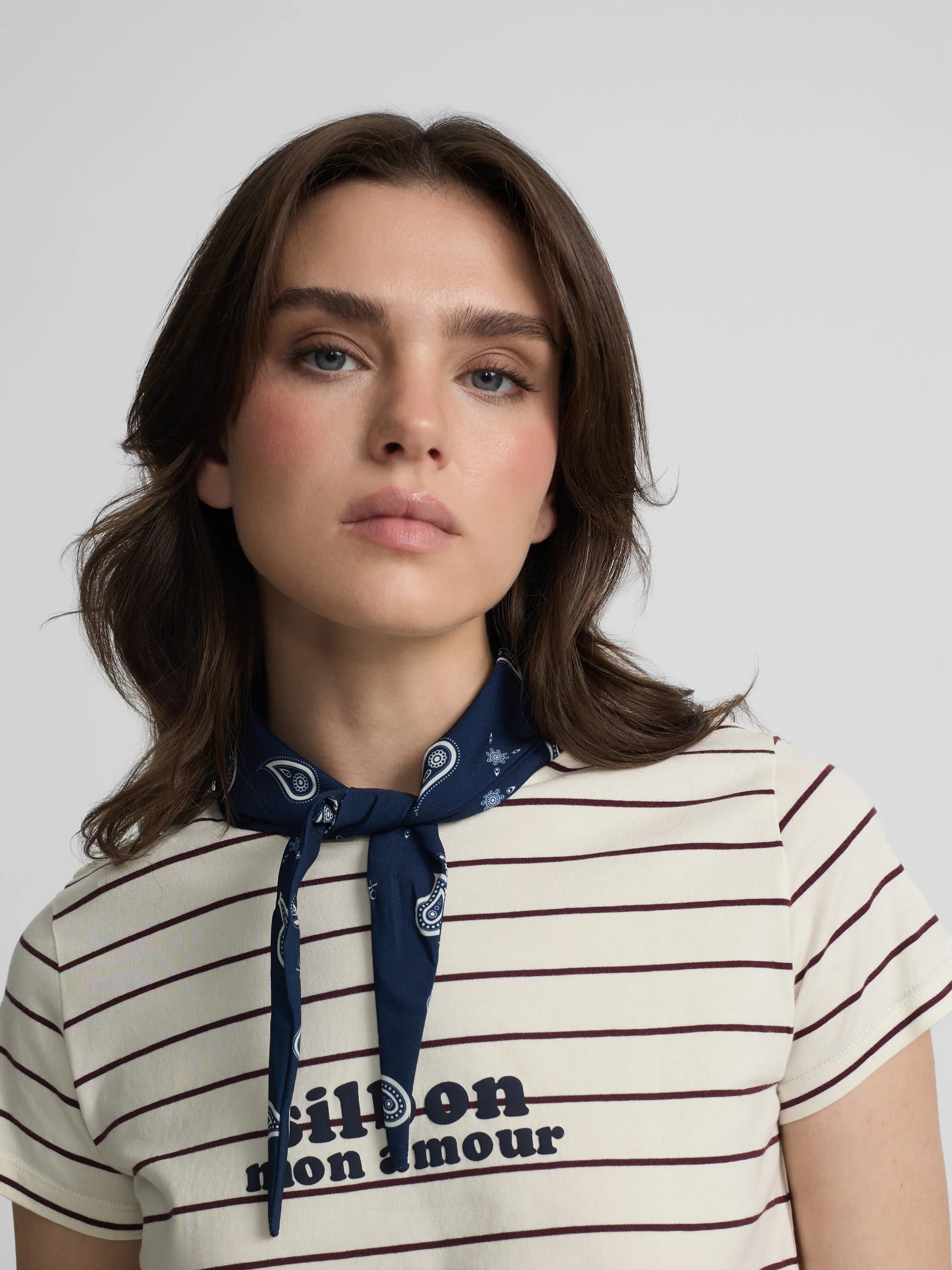 Camiseta woman aplique silbon bandana morada - Image 3
