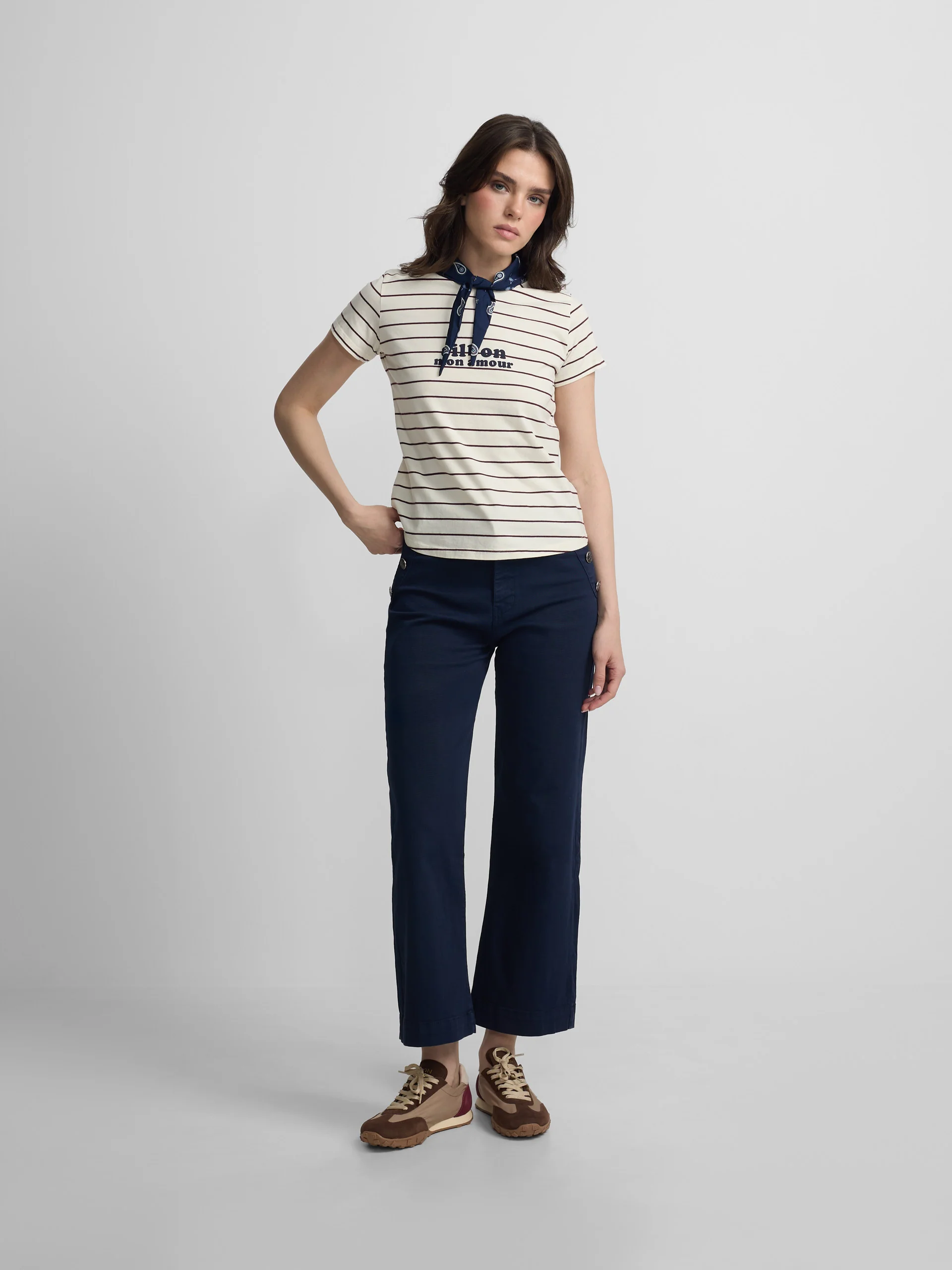 Camiseta woman aplique silbon bandana morada - Image 5